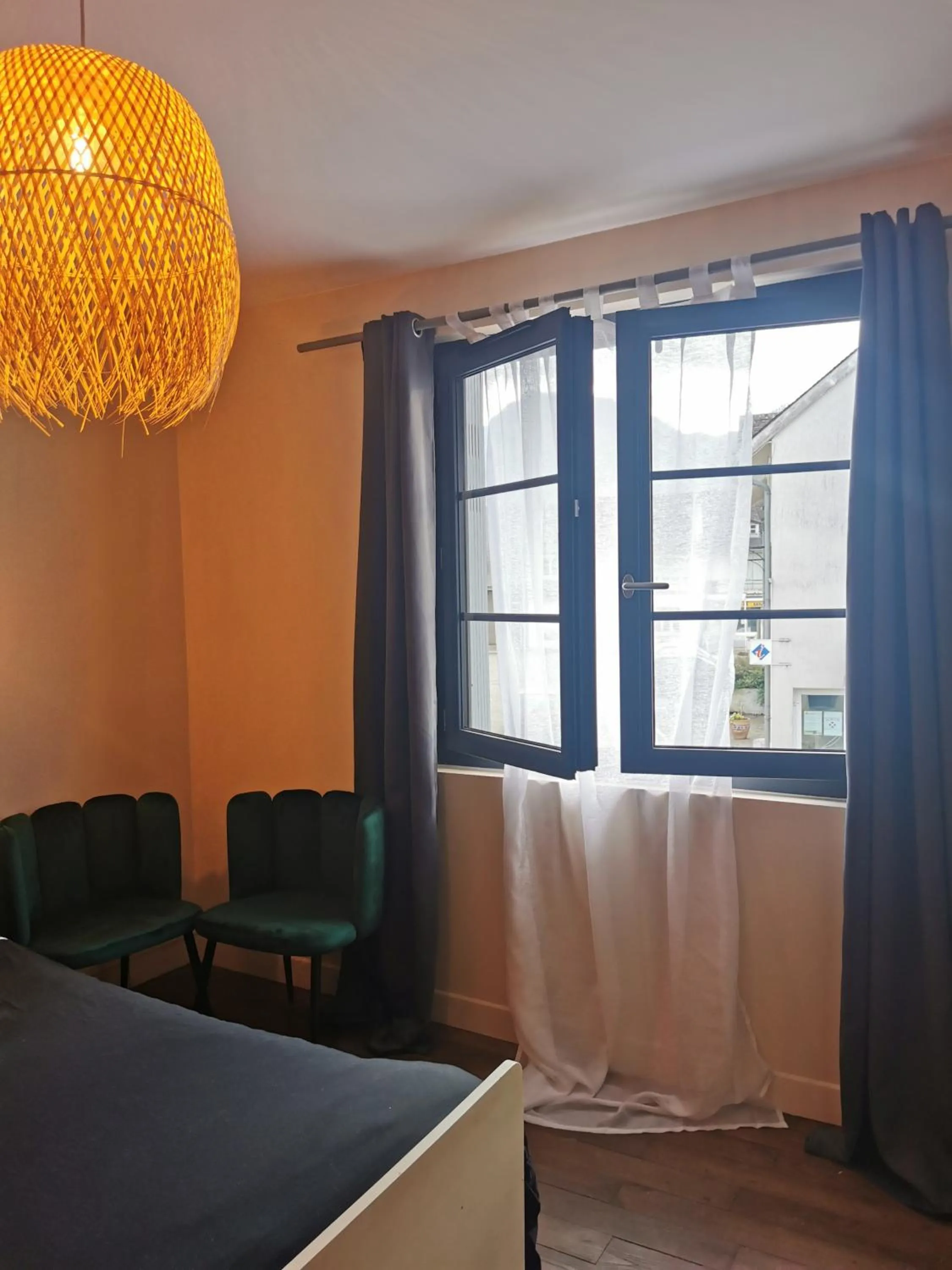 Bed in Chambres d'hôtes Chez Valérie Garage motos et vélos