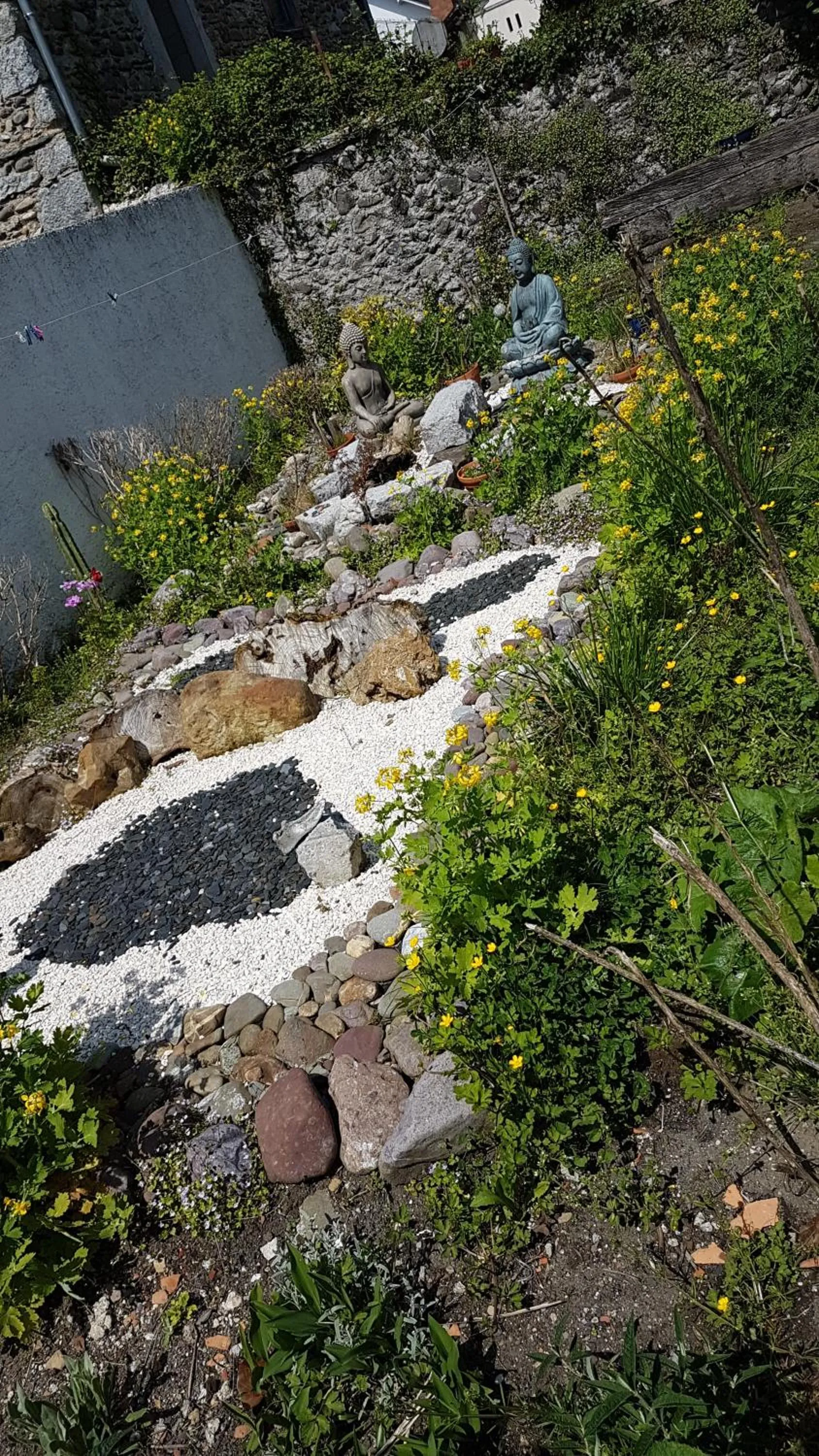 Chambres d'hôtes Chez Valérie Garage motos et vélos