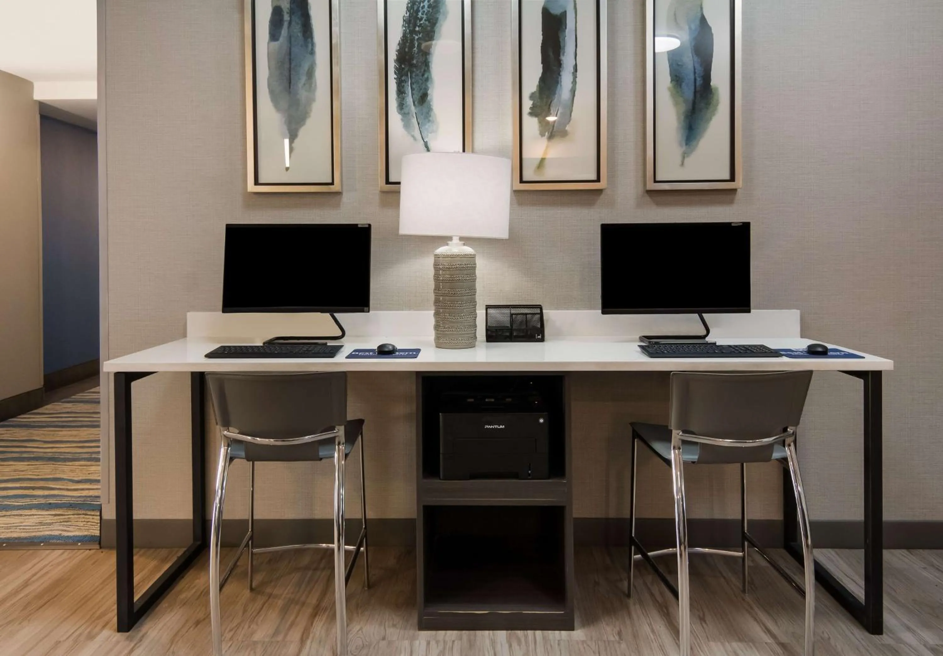 Business facilities in Best Western Eastland