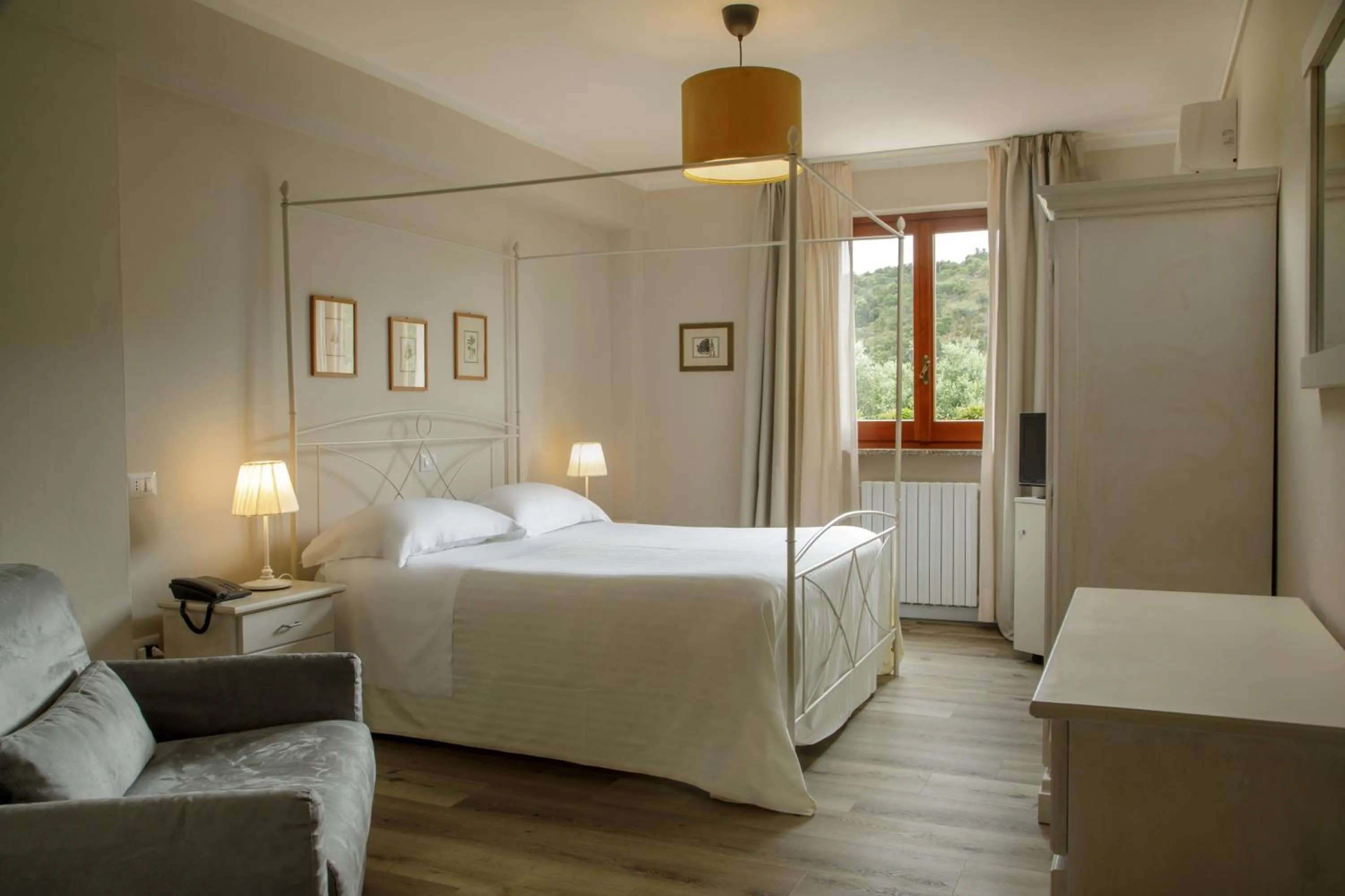 TV and multimedia, Bed in Valle Del Buttero