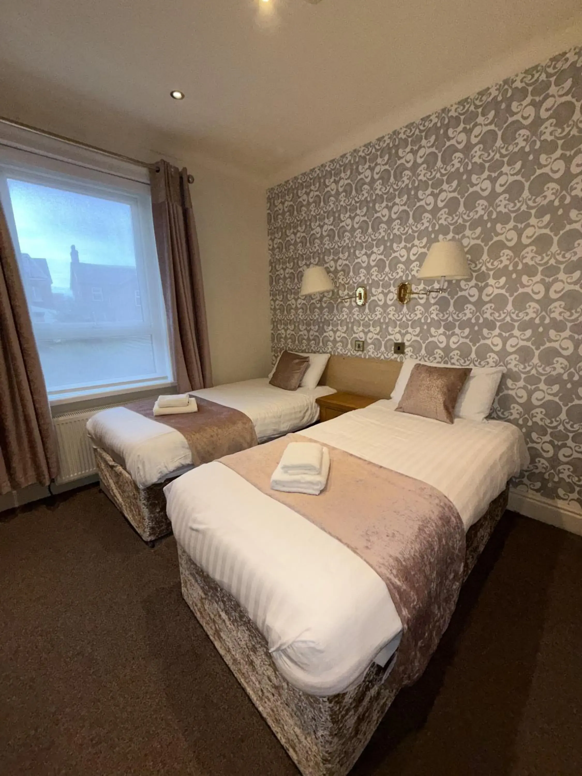 Standard Twin Room in Clifton Park Hotel - Adults Only Standard Twin Room in Clifton Park Hotel - Adults Only