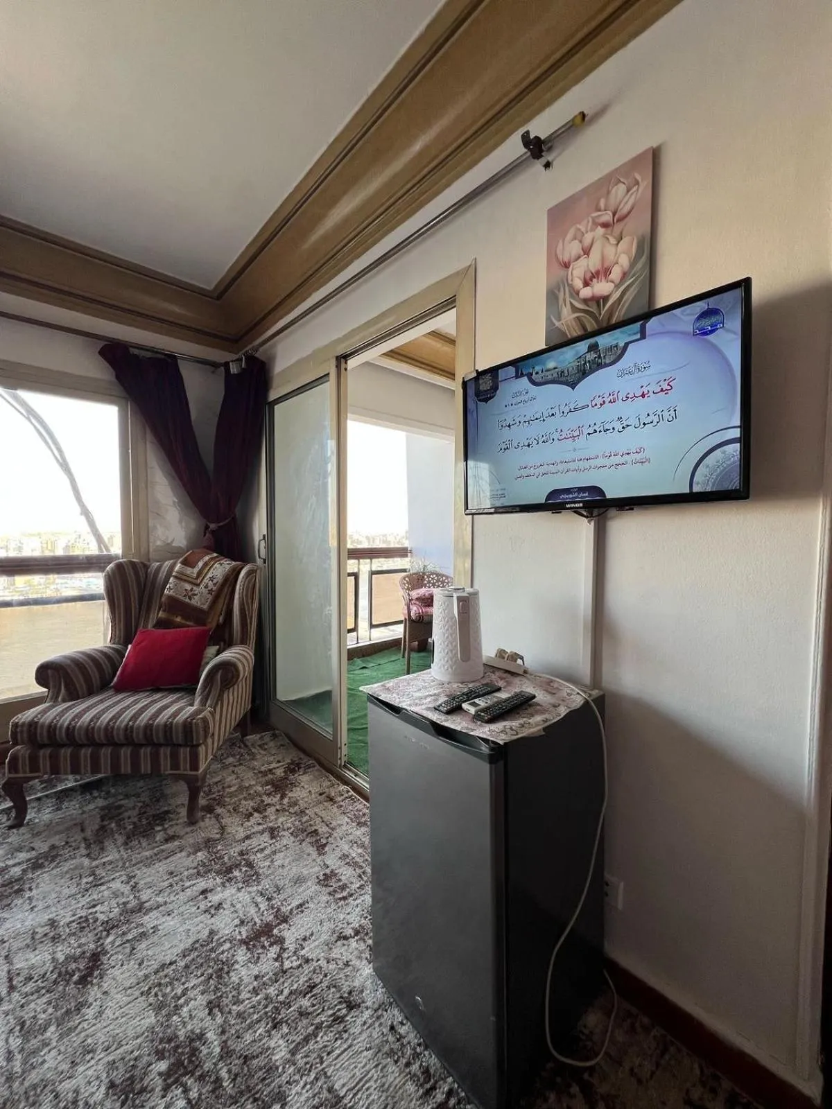 Communal lounge/ TV room in Nile Star Suites &Apartment