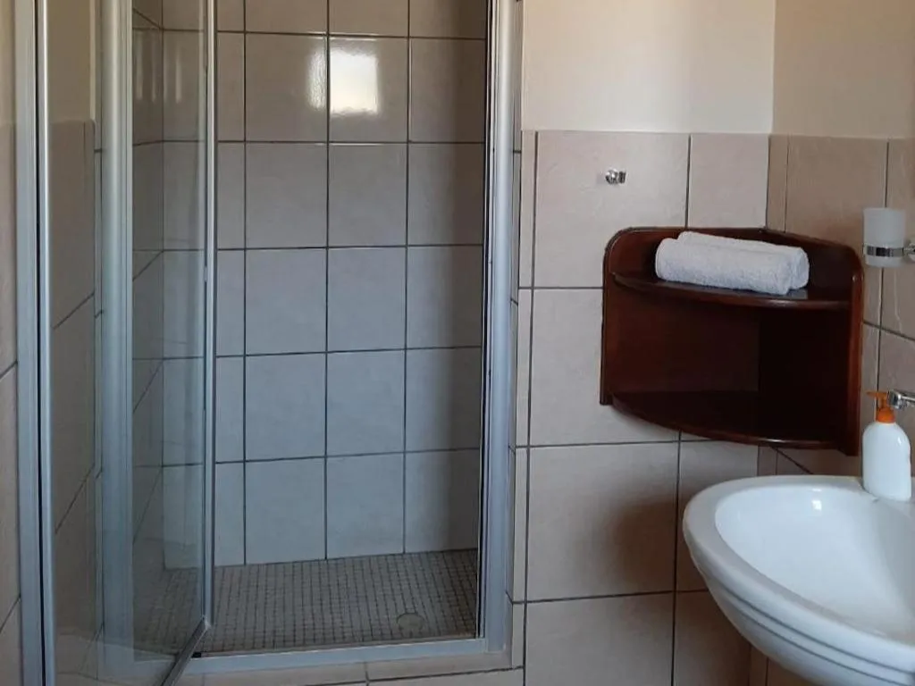 Shower in Goibib Mountain Lodge