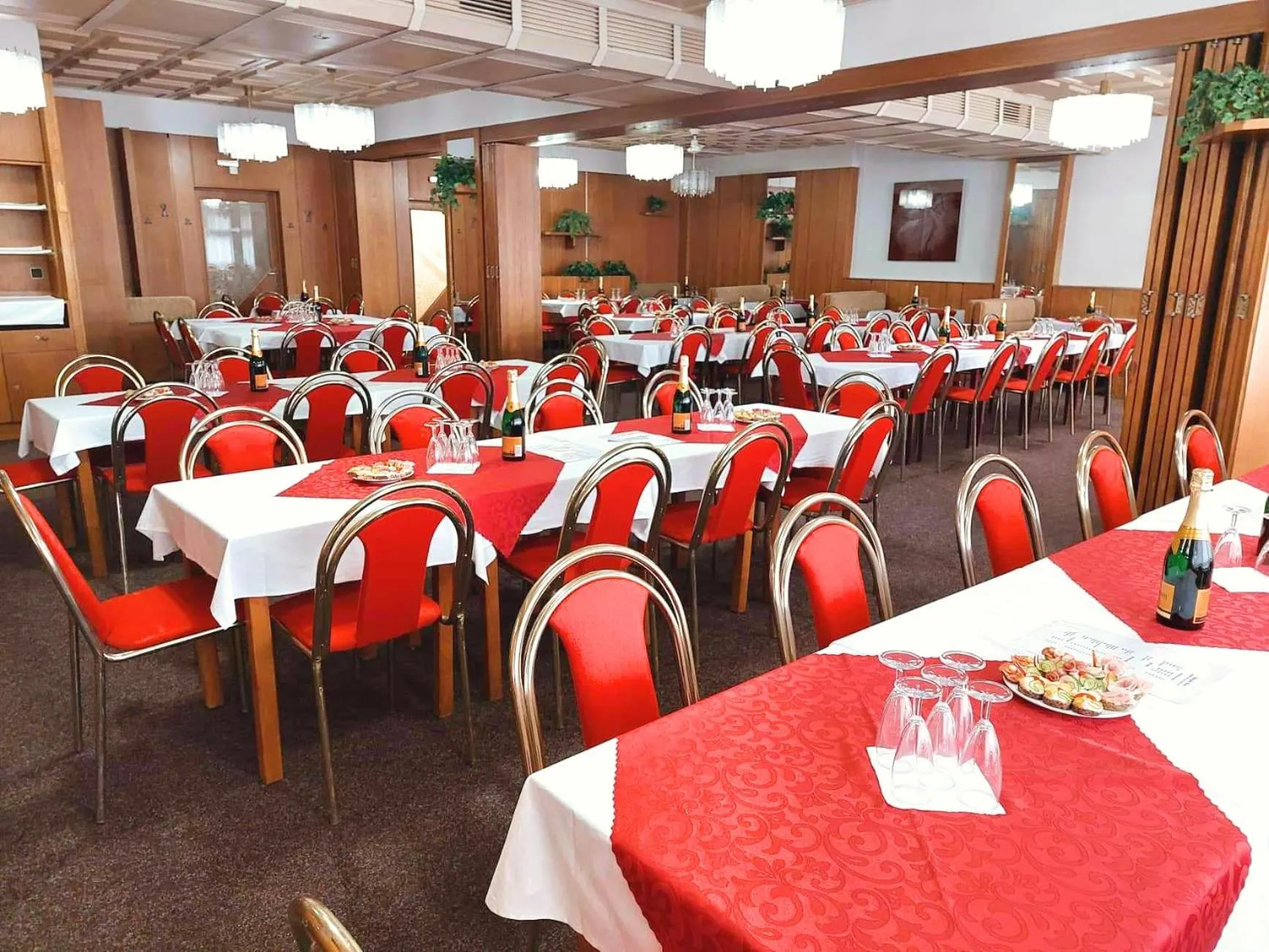 Restaurant/places to eat in Hotel Merkur - Jablonec nad Nisou