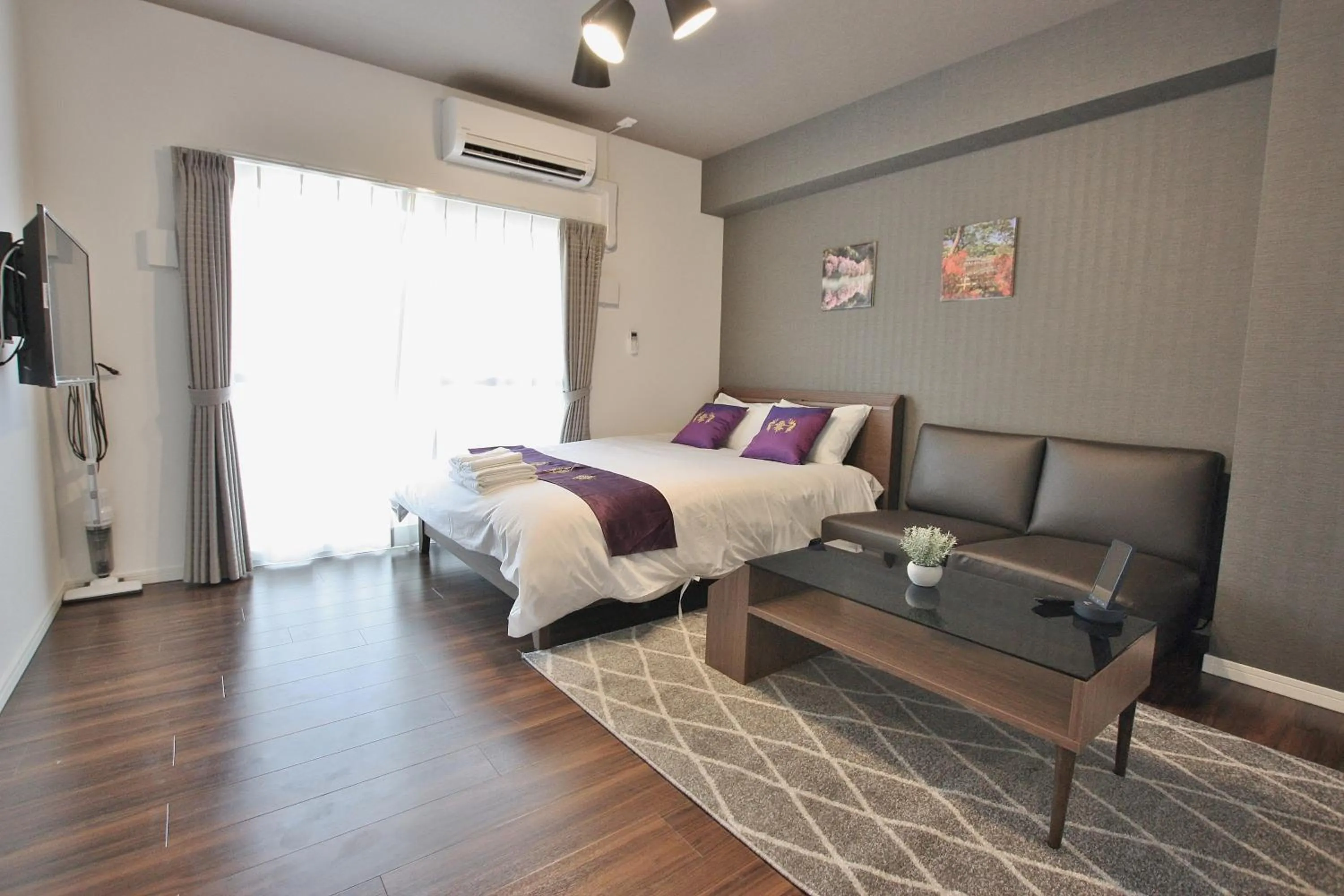 Photo of the whole room, Bed in Forest inn Tenjinminami