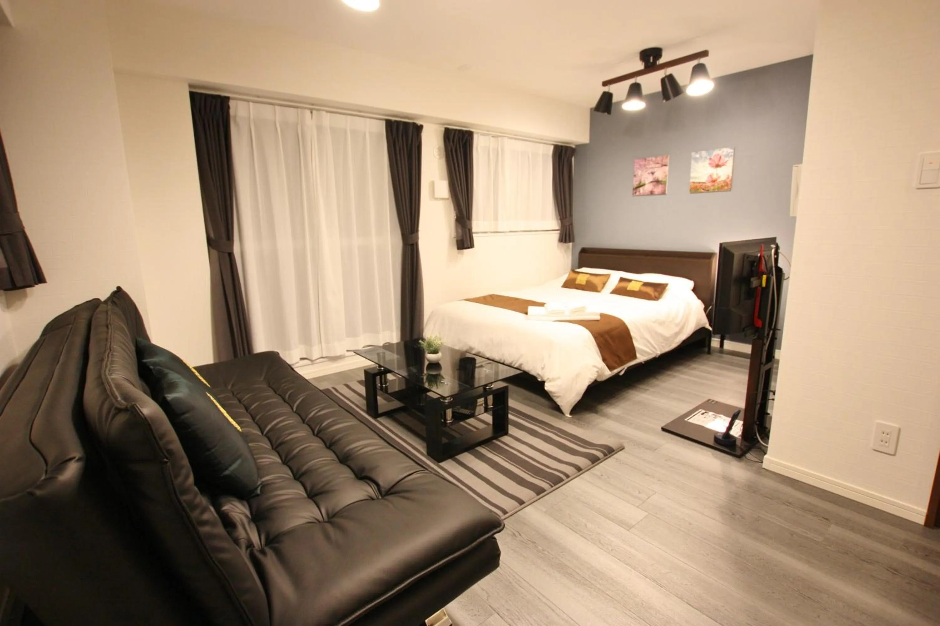 Photo of the whole room, Bed in Forest inn Tenjinminami