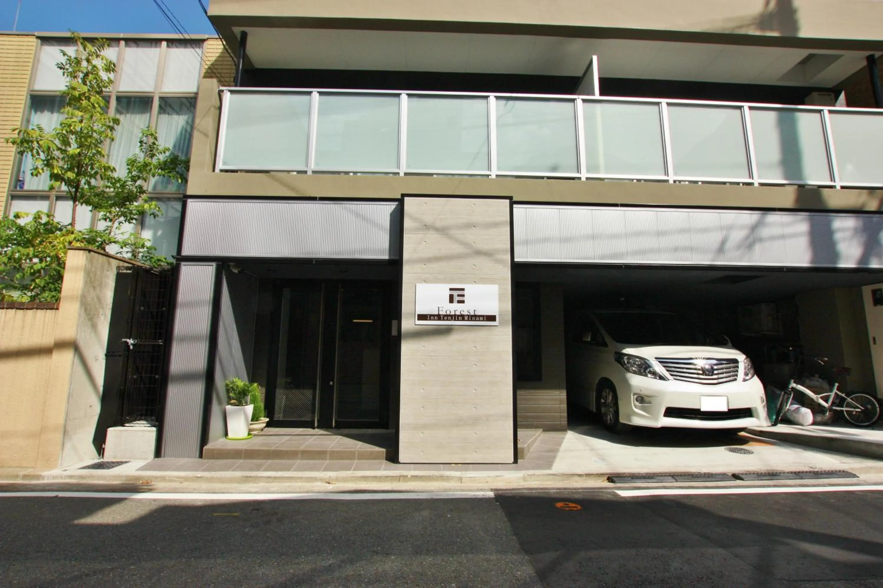 Property building in Forest inn Tenjinminami