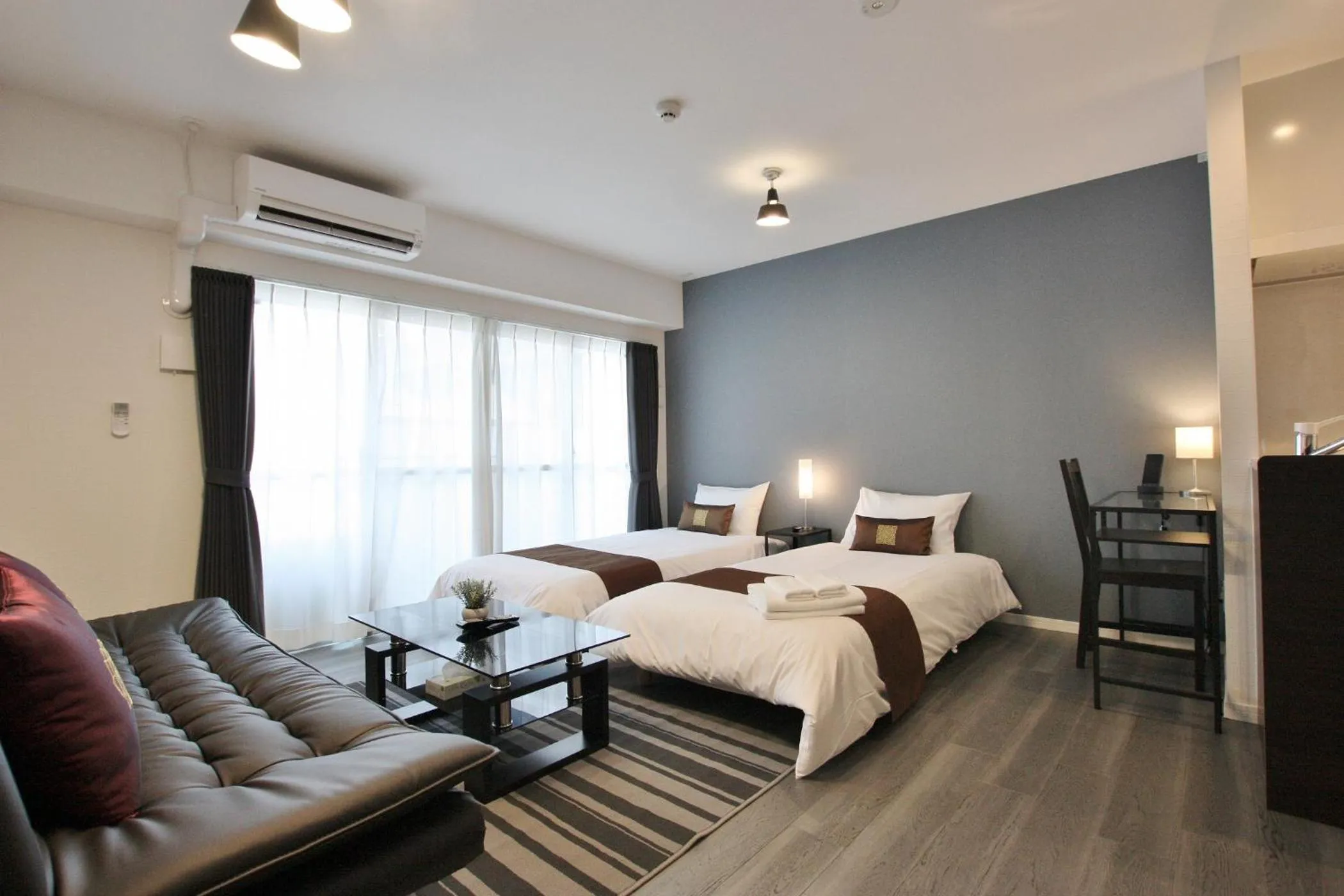 Living room, Bed in Forest inn Tenjinminami