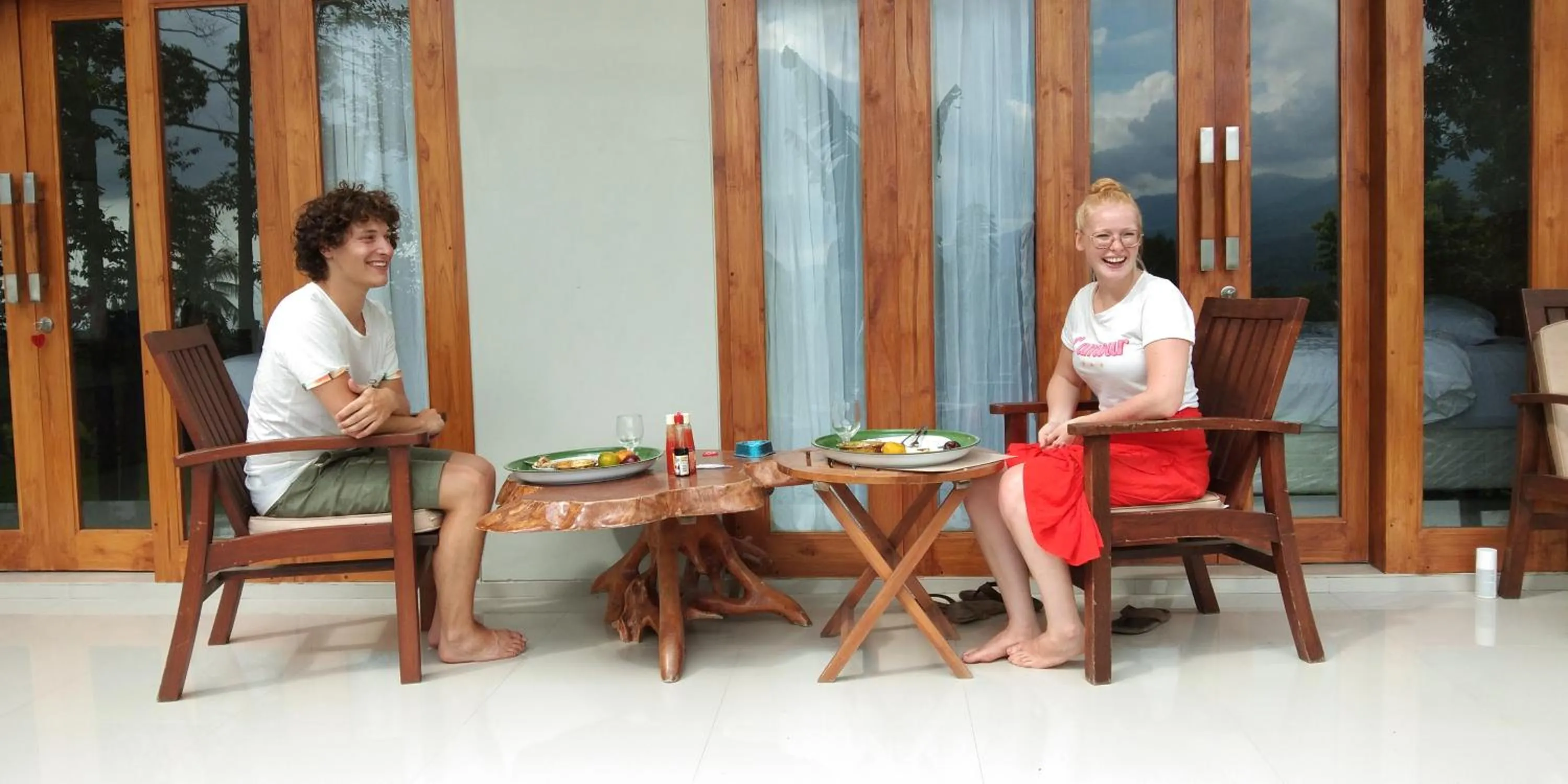 People in Mandhasativa Homestay