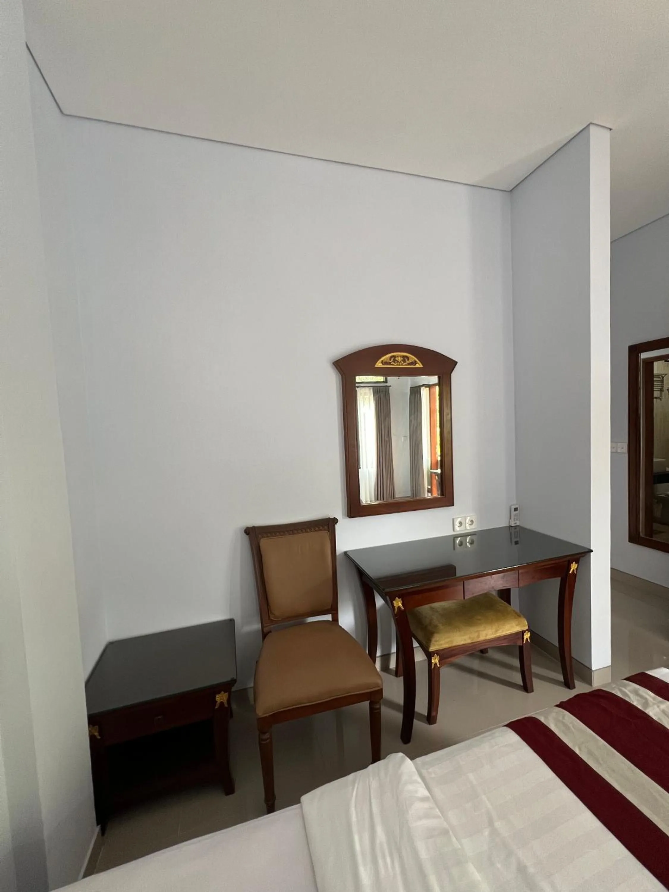 Bed in Mandhasativa Homestay