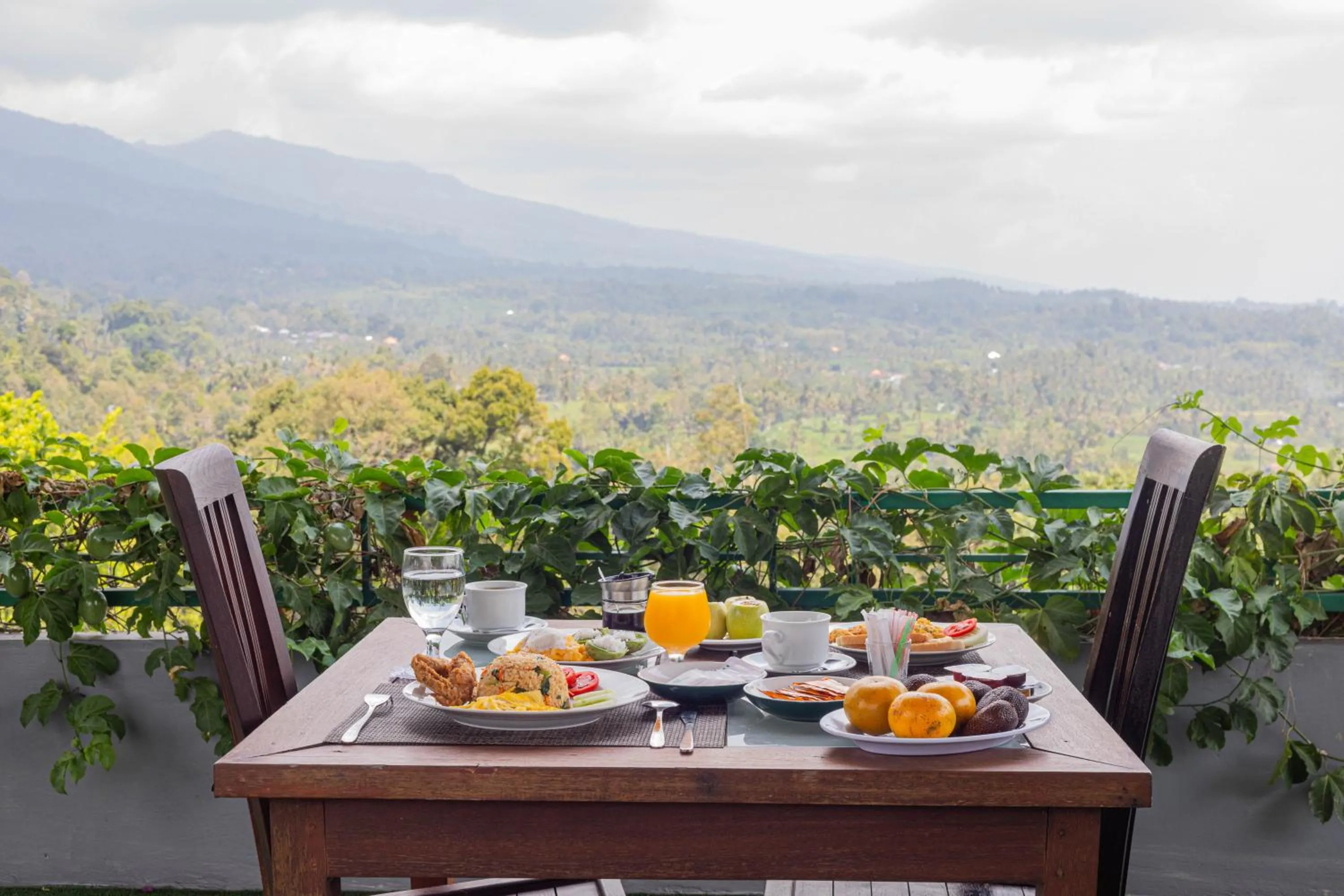 Day in Mandhasativa Homestay