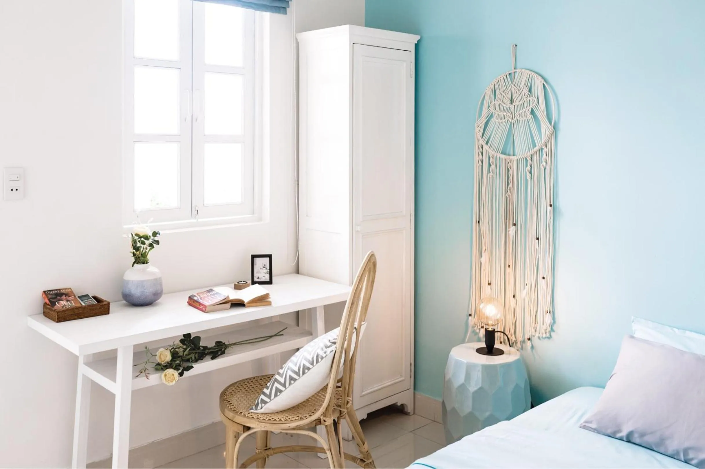 hair dresser, Bed in AYA Homestay