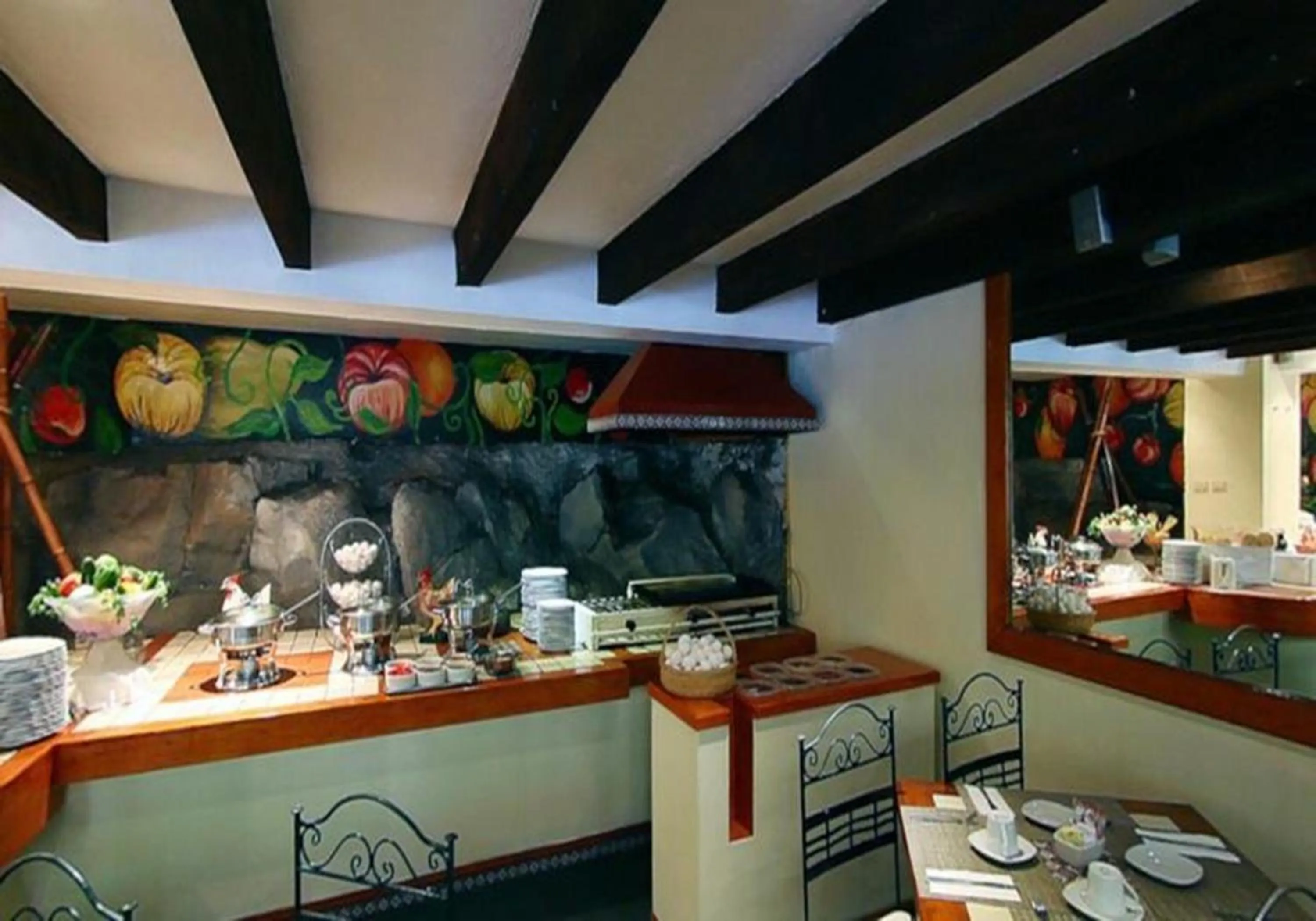 Restaurant/places to eat in Mision Xalapa Plaza de las Convenciones