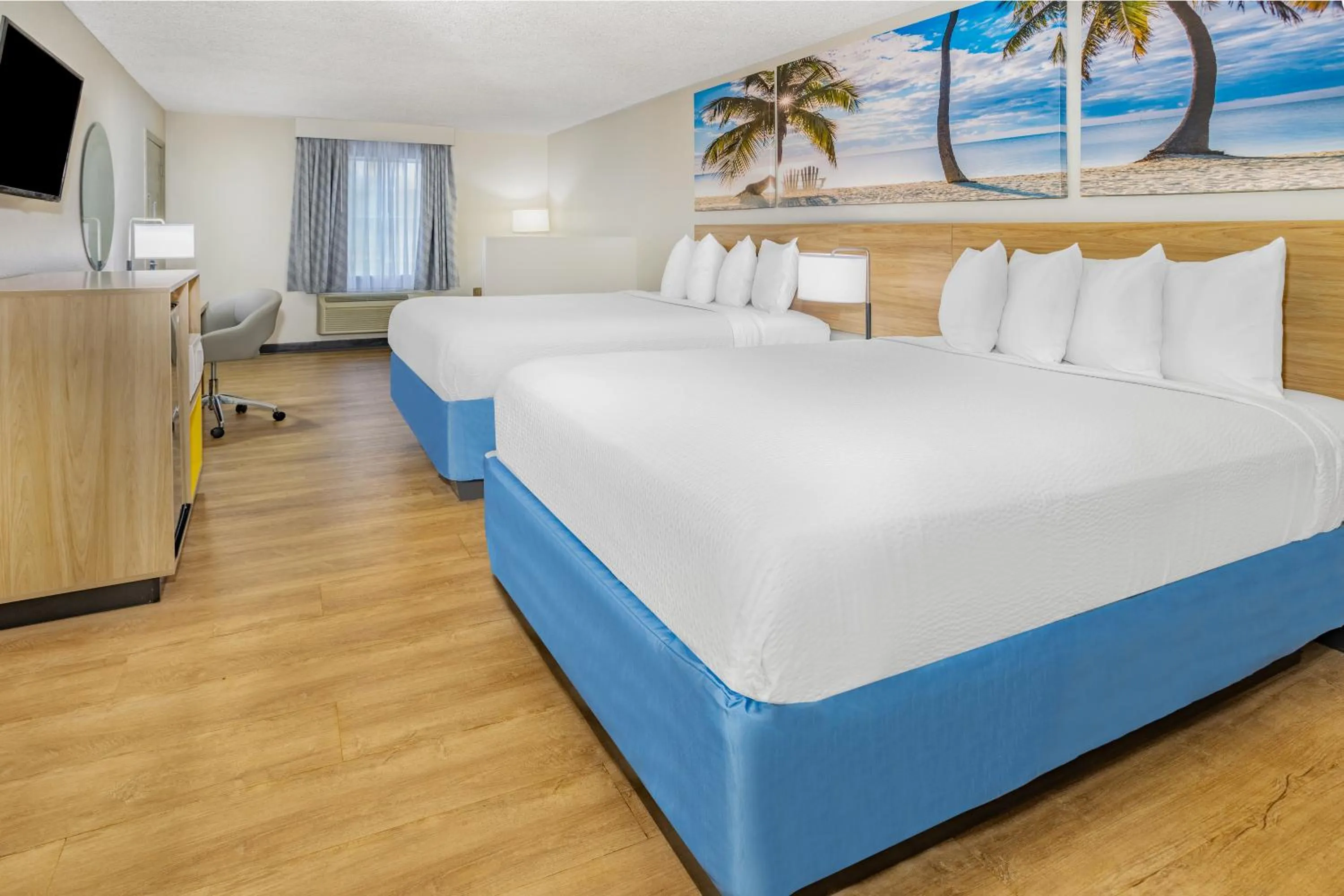 Bed in Days Inn by Wyndham Barnwell