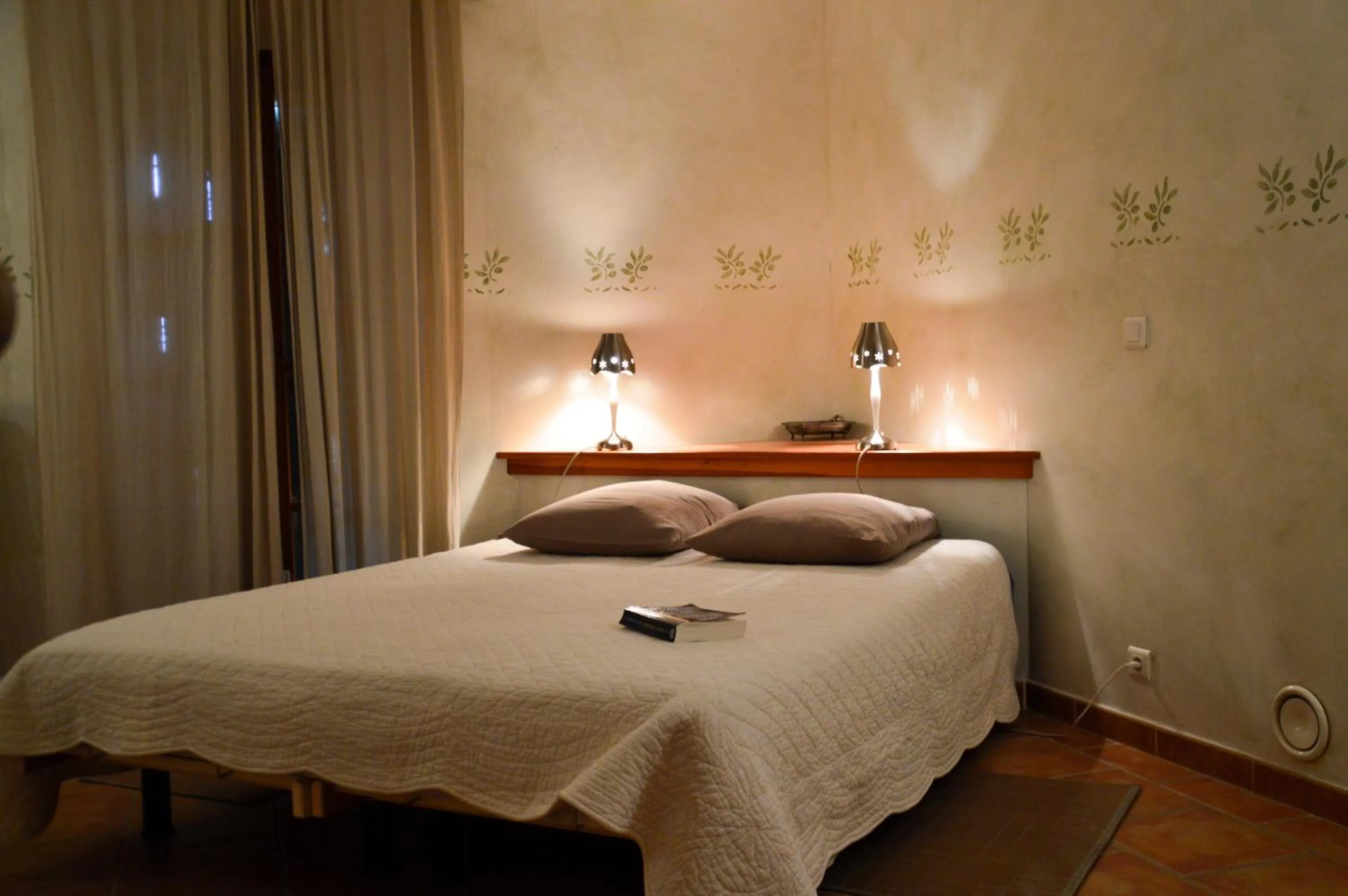 Bedroom, Bed in La Bastide Du Claus - Vitaverde