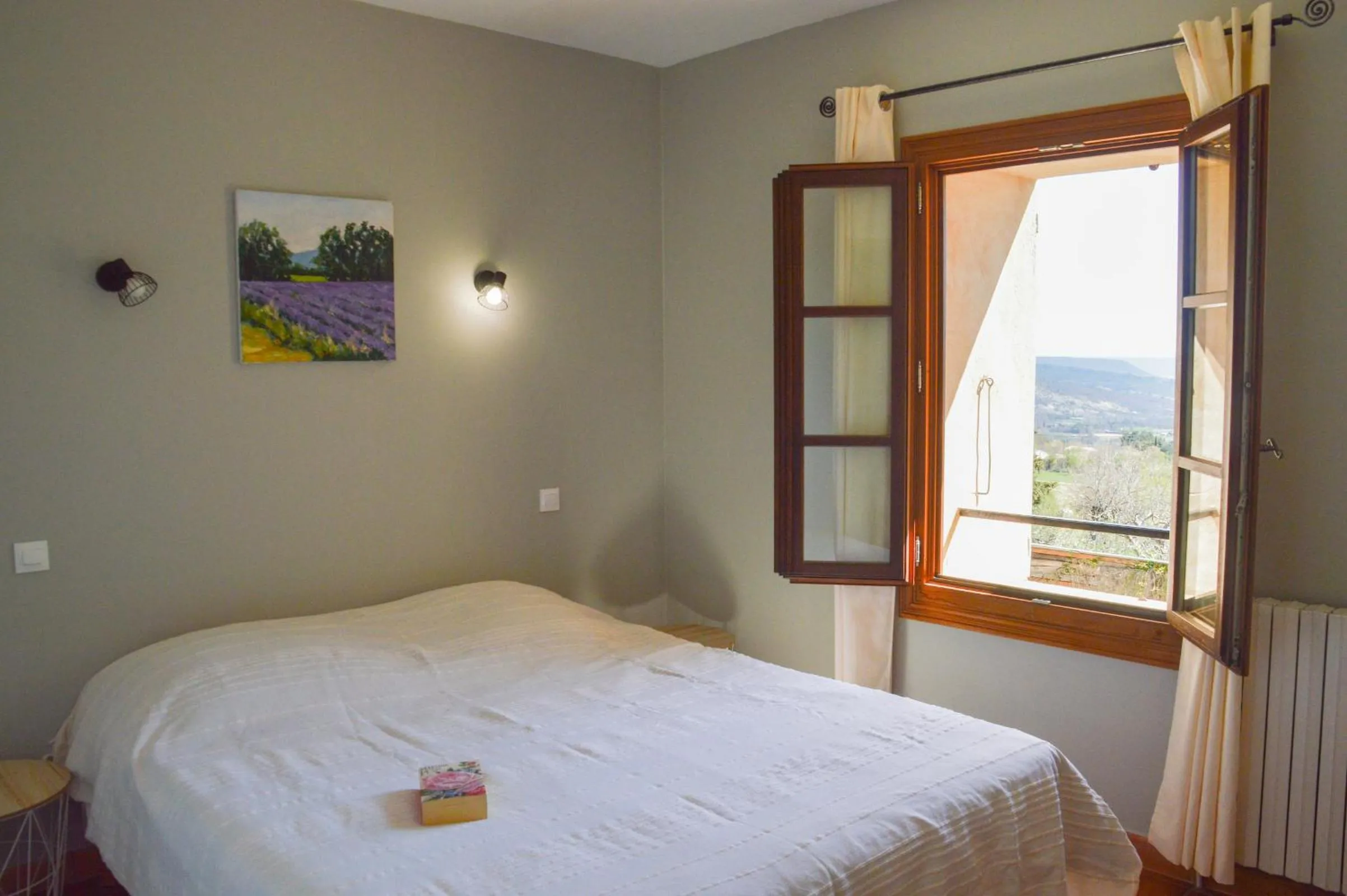 Photo of the whole room, Bed in La Bastide Du Claus - Vitaverde