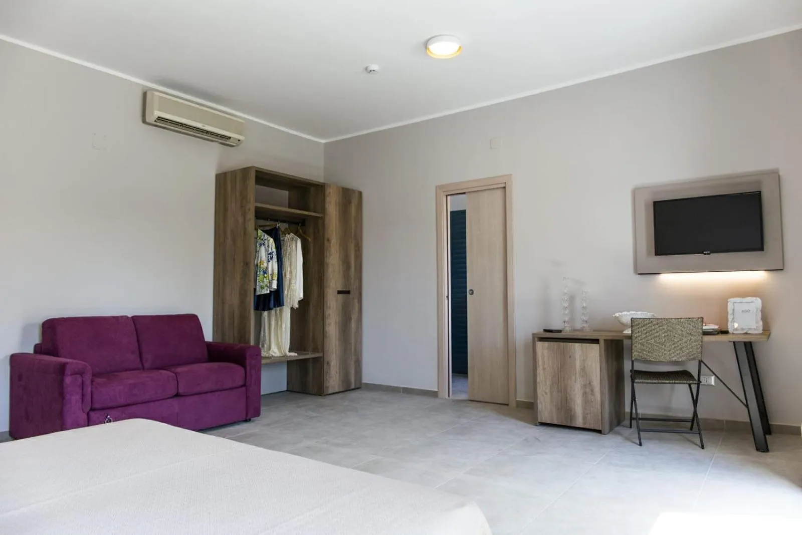 TV and multimedia, Bed in Hotel San Vincenzo Resort