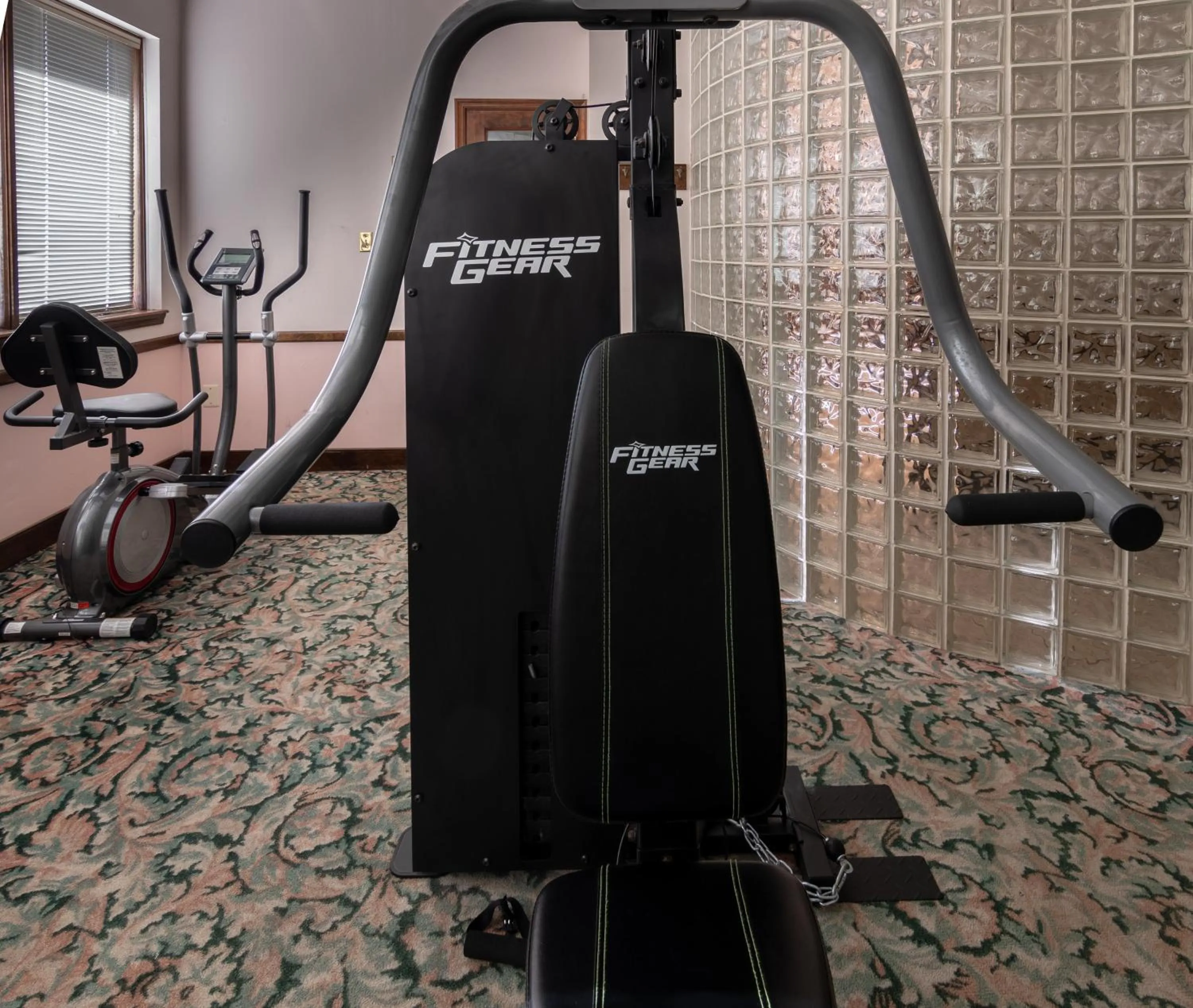 Fitness centre/facilities in Master Suites Hotel