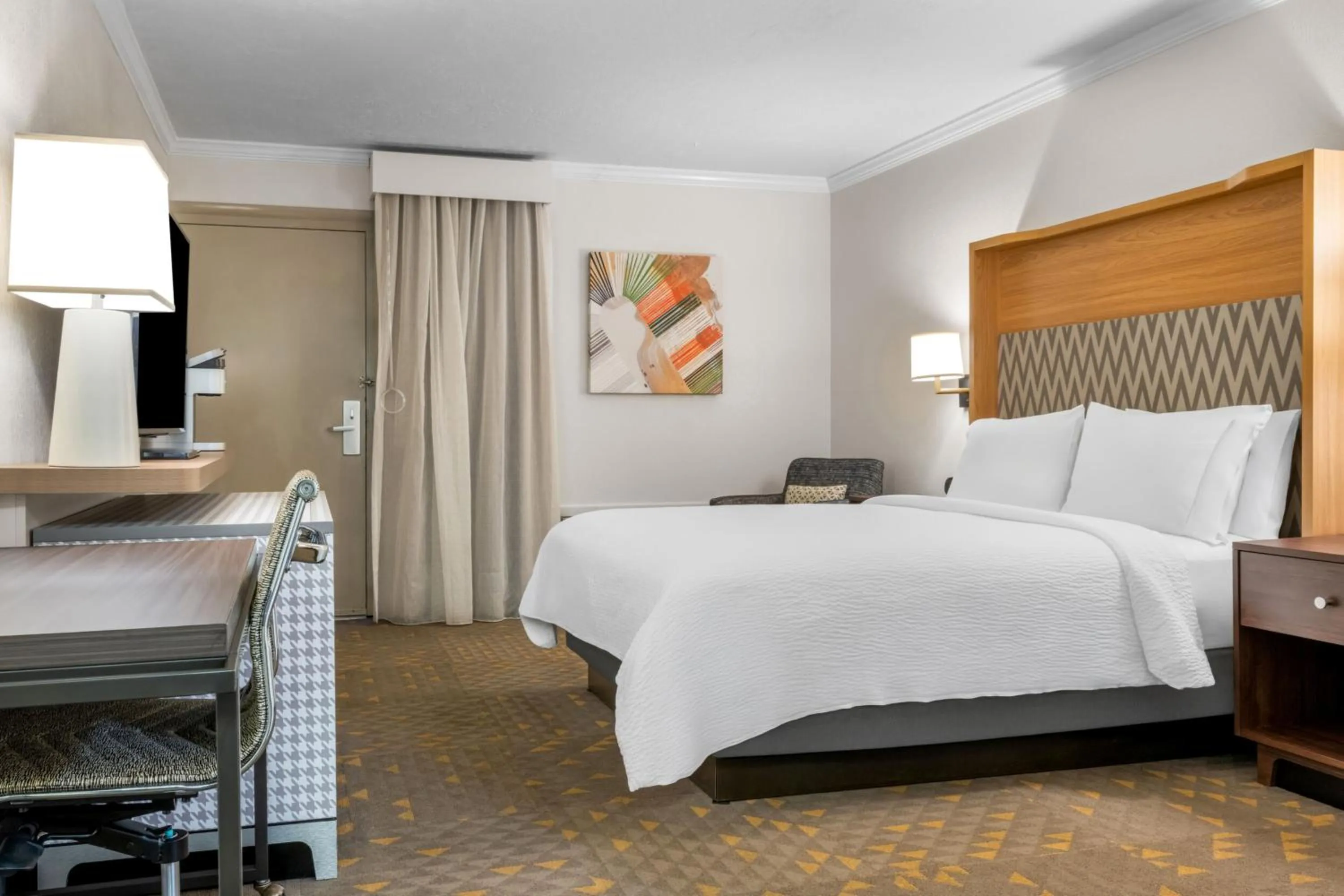Photo of the whole room, Bed in Holiday Inn Rock Springs by IHG