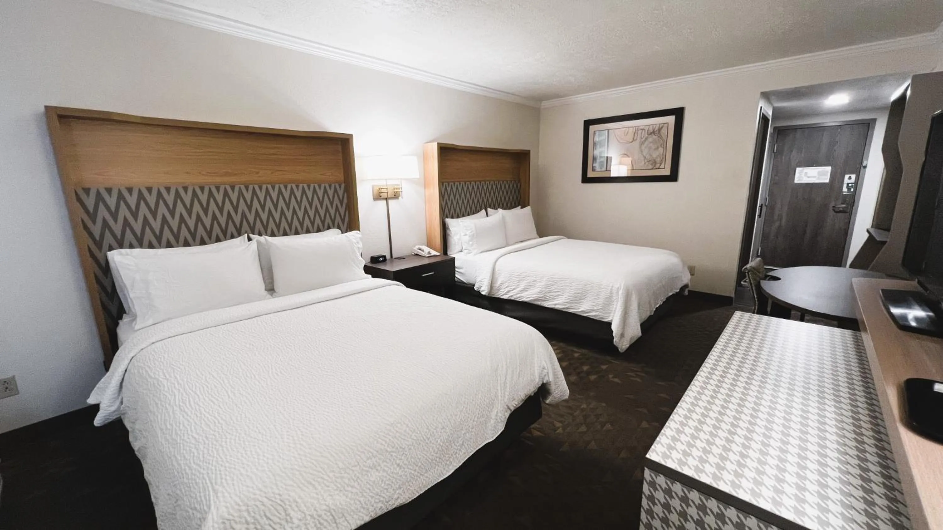 Bed in Holiday Inn Rock Springs by IHG