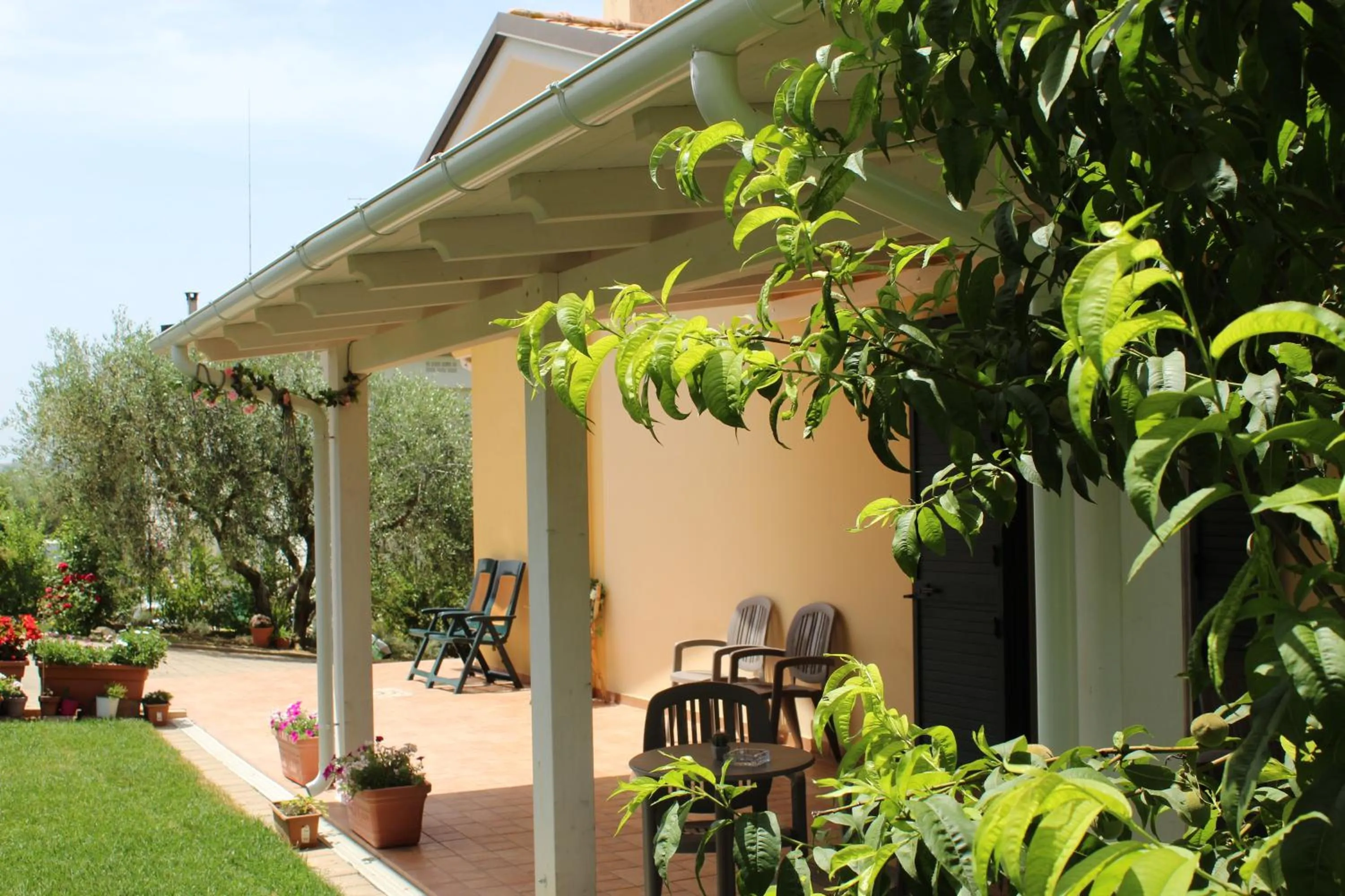 Patio in Villa Lucia B&B