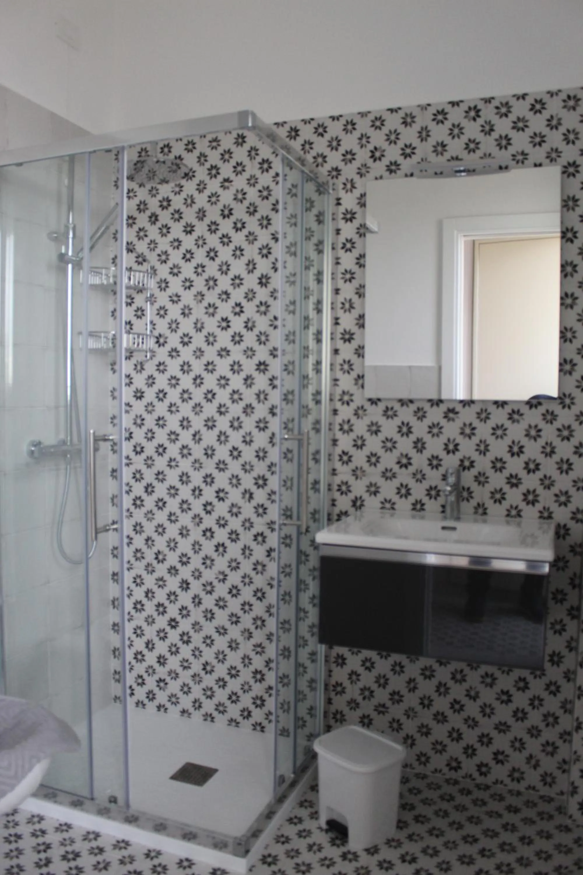 Shower in Villa Lucia B&B