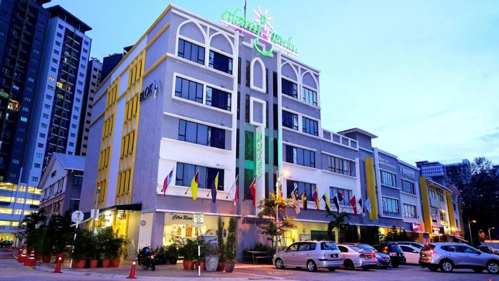 Property building in Alami Garden Hotel