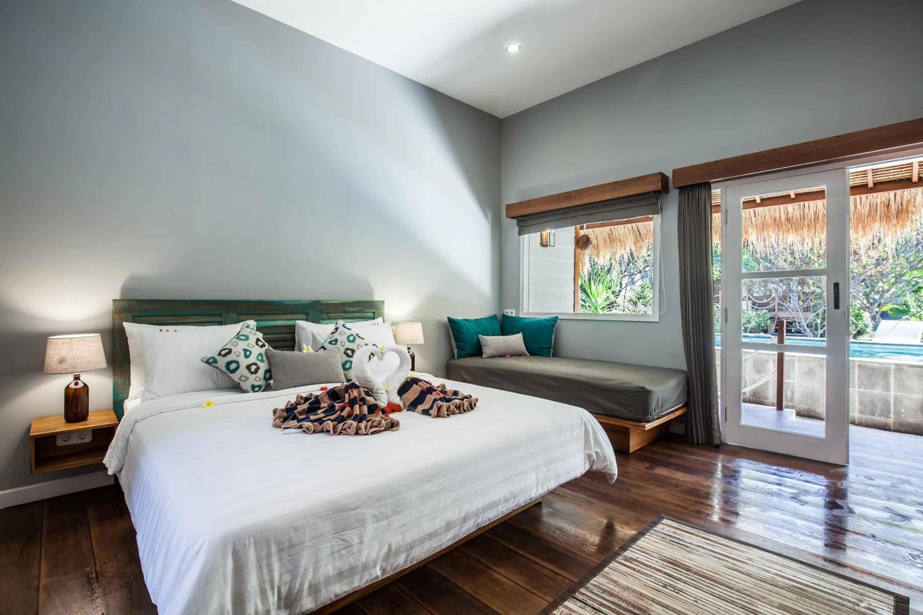 Balcony/Terrace, Bed in Manta Dive Gili Trawangan Resort