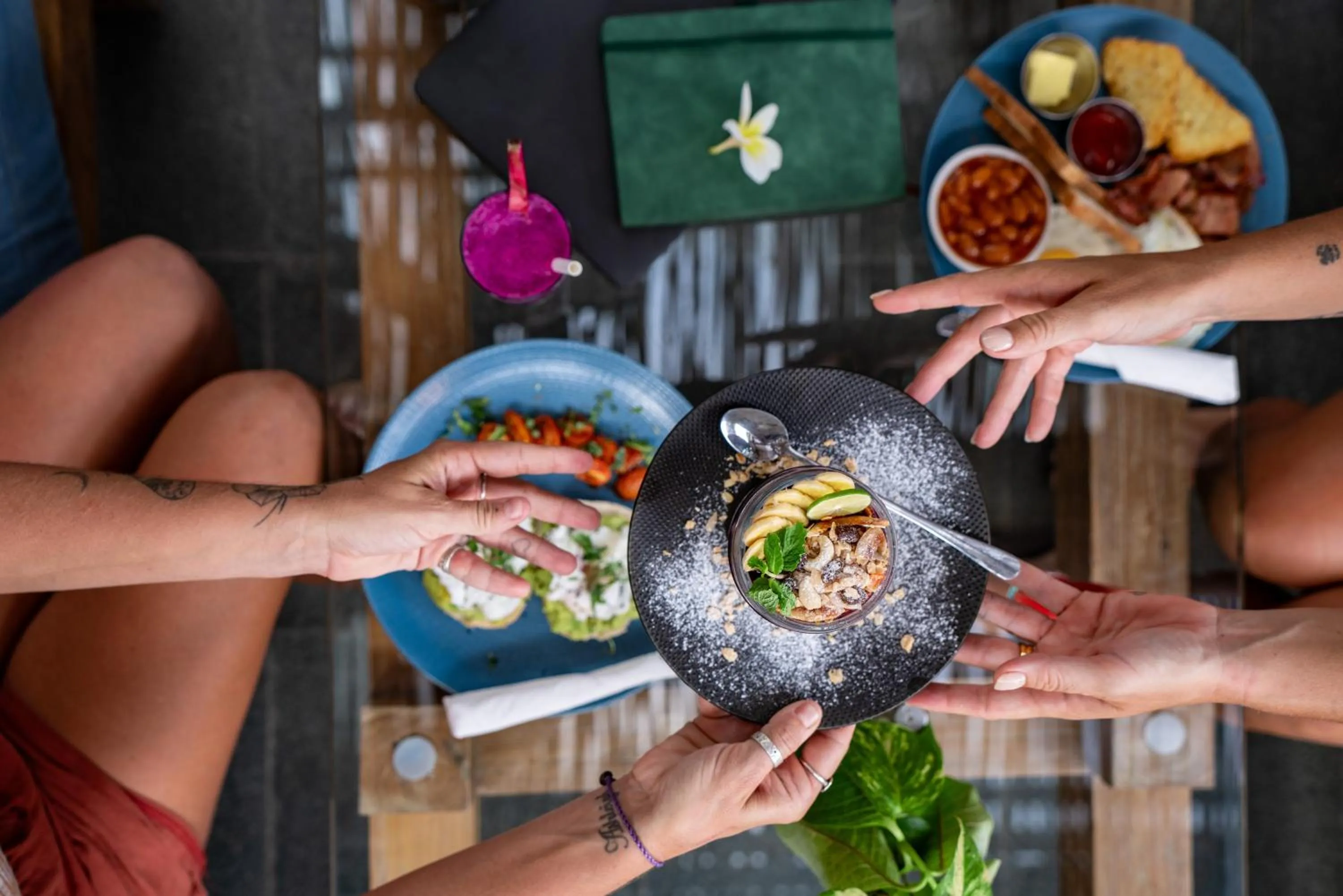 Restaurant/places to eat in Manta Dive Gili Trawangan Resort