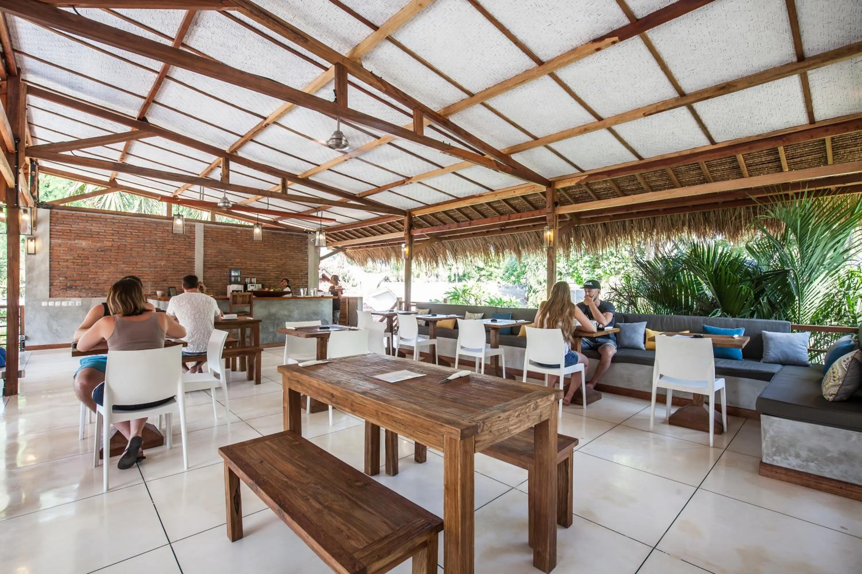 Restaurant/places to eat in Manta Dive Gili Trawangan Resort