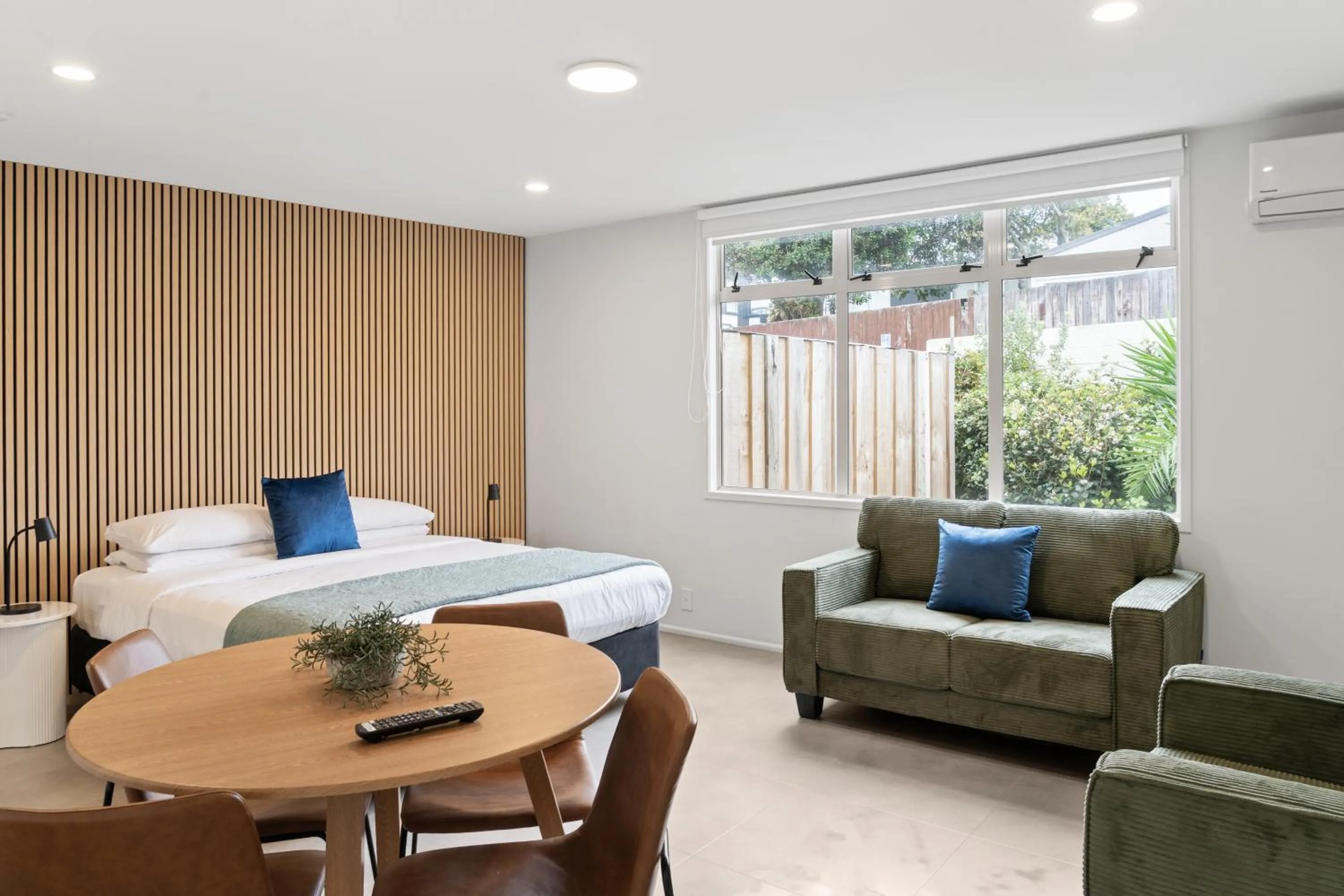 Bed in Pacific Motor Inn