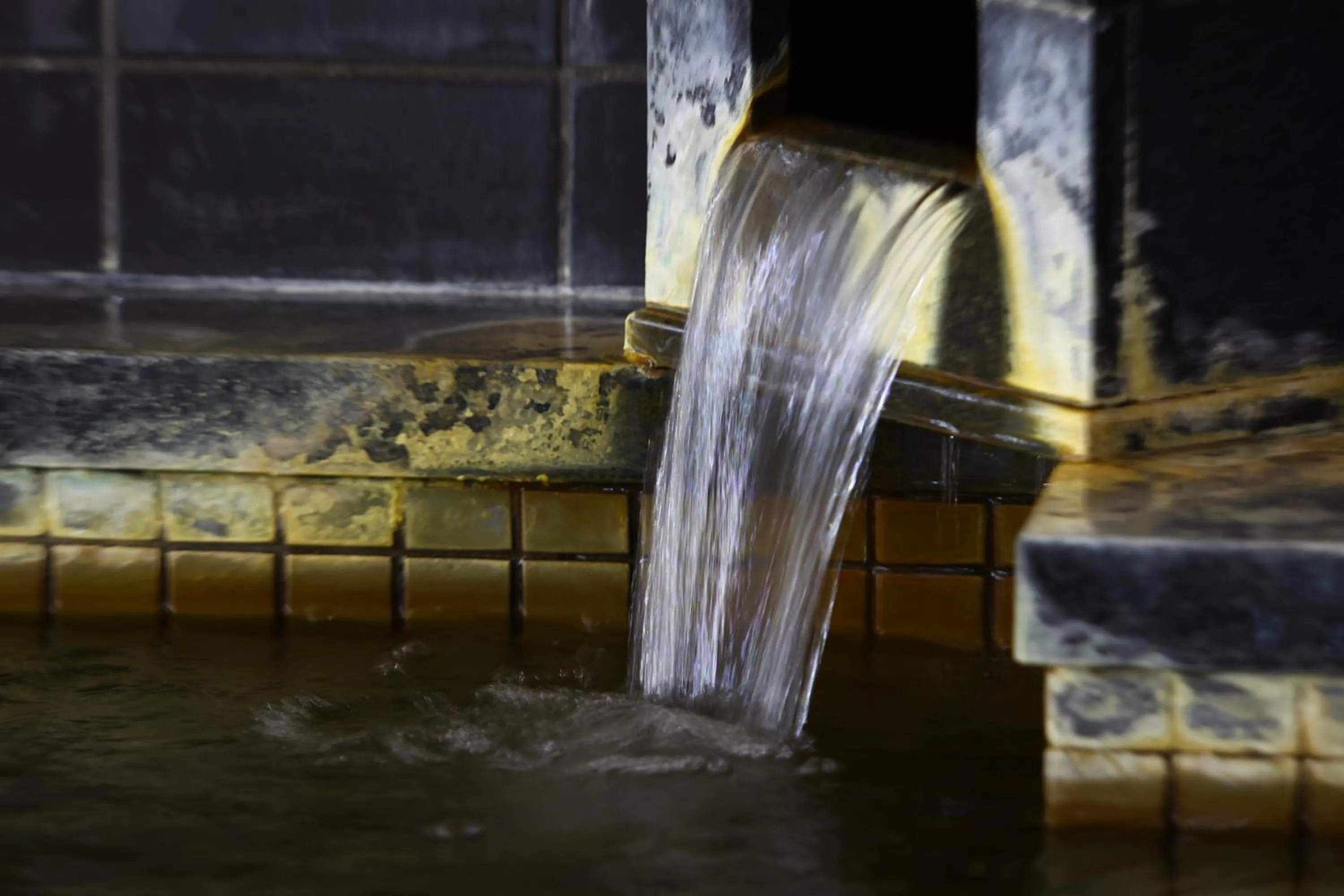 Hot Spring Bath in Hotel Sunplaza Tsugaike