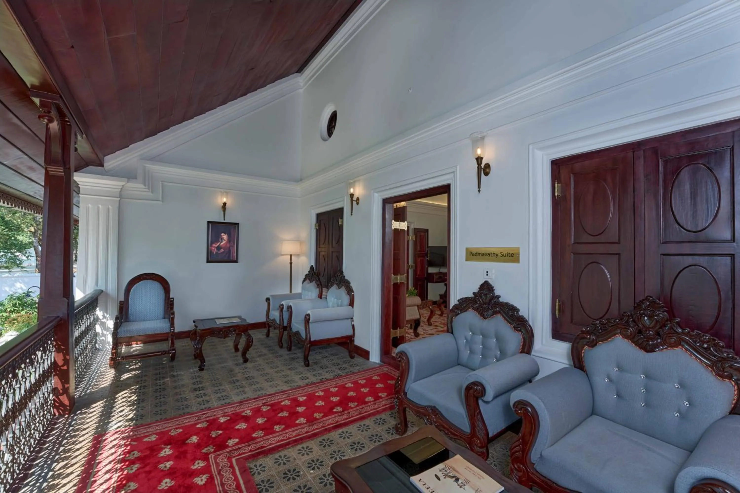 Seating area in The Leela Ashtamudi, A Raviz Hotel