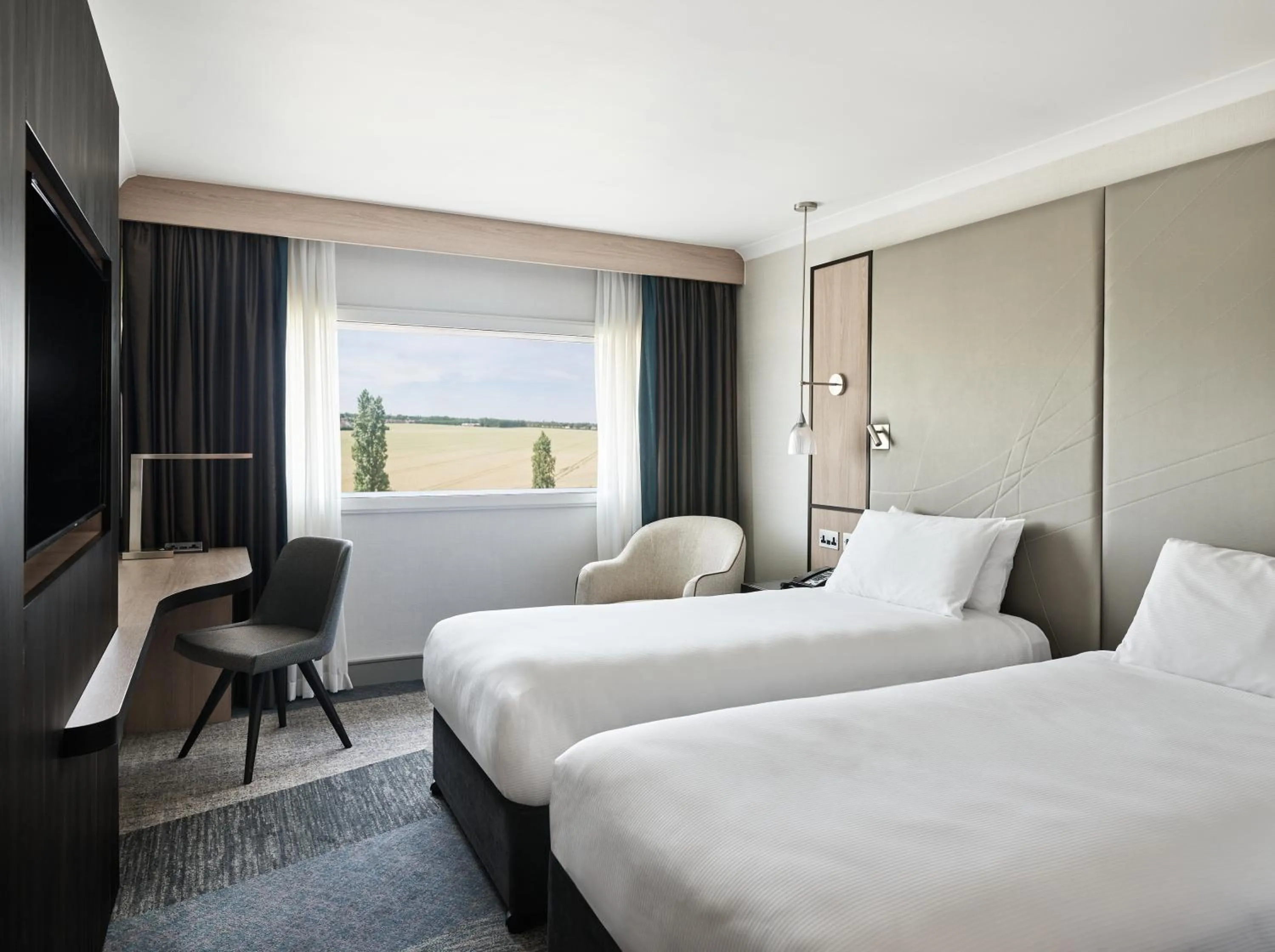 Bedroom, Bed in Hyatt Place London Heathrow Airport