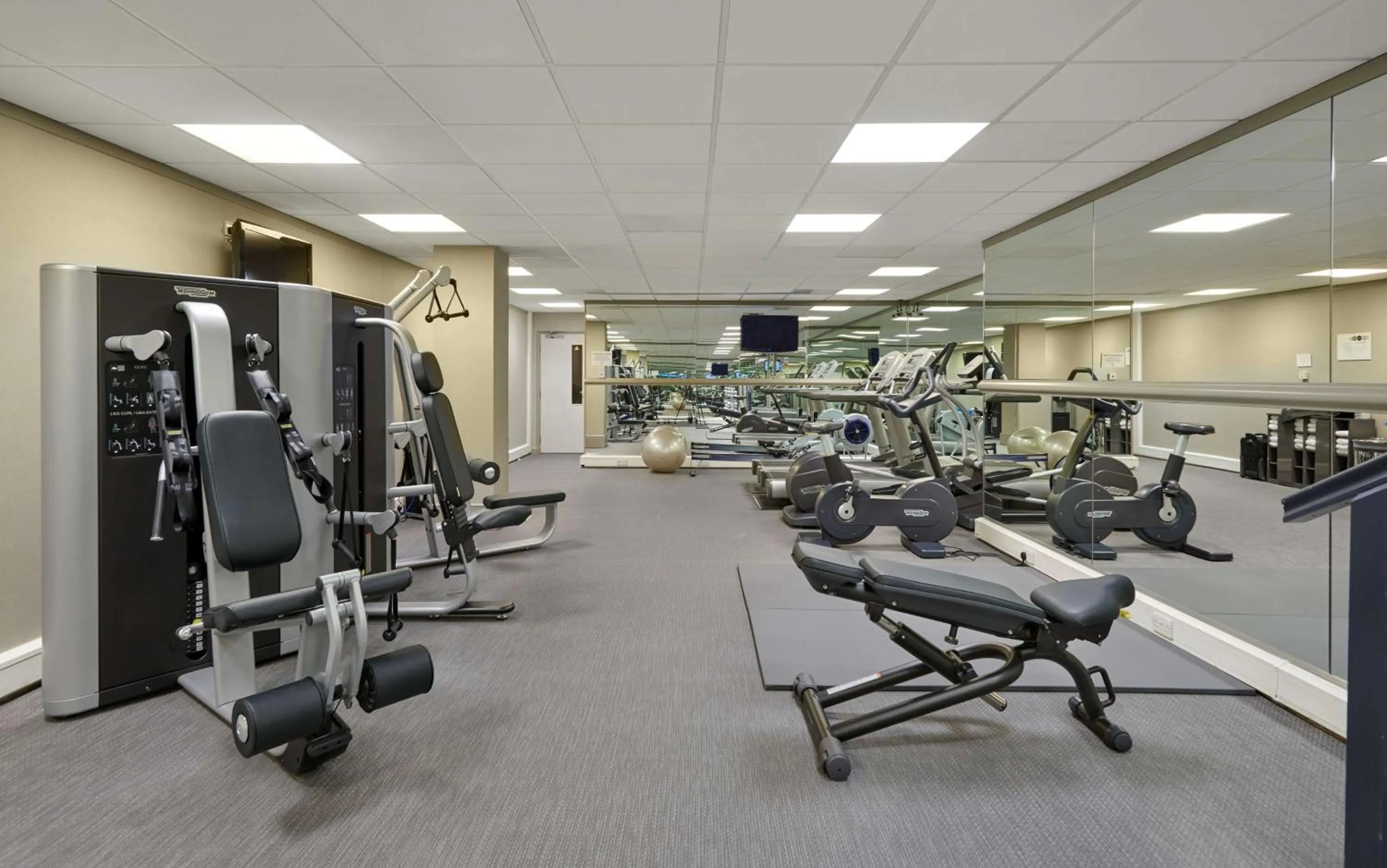 Fitness centre/facilities in Hyatt Place London Heathrow Airport