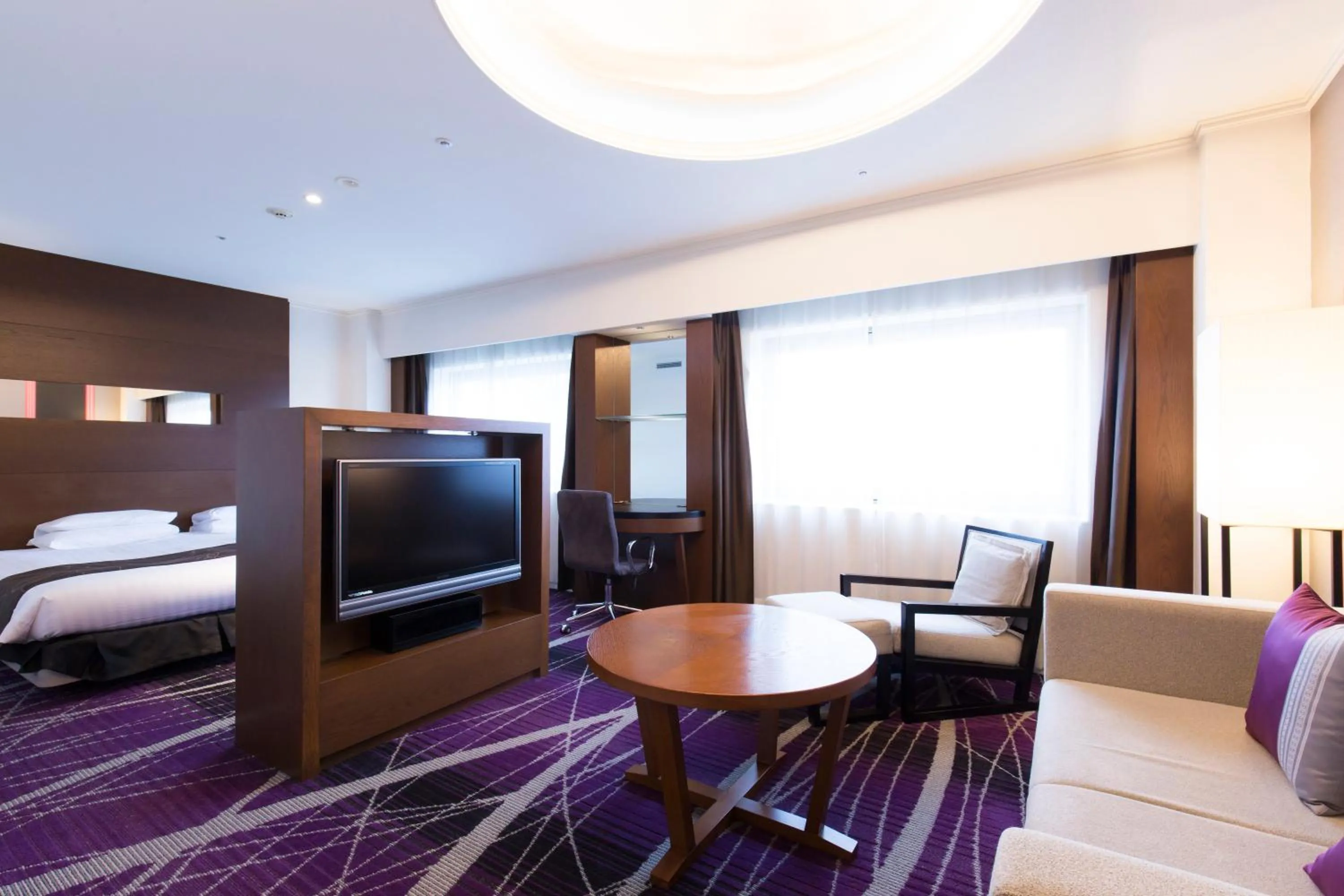 Bed in Hakata Excel Hotel Tokyu