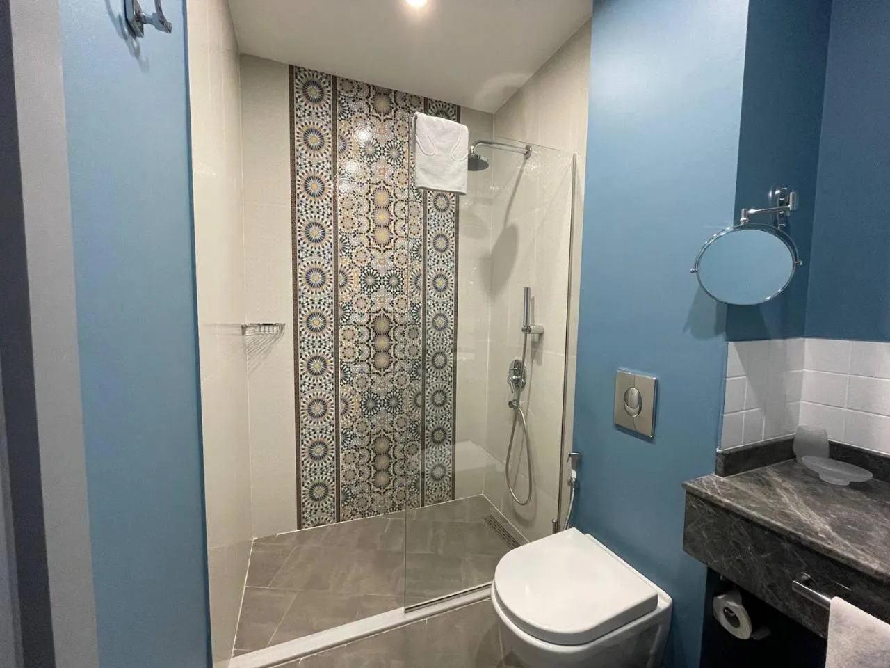 Bathroom in Teatro Rooms Hotel