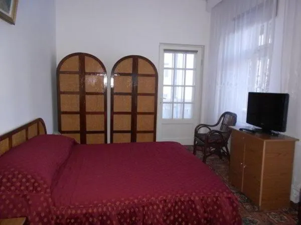 Photo of the whole room, Bed in Hotel Tantzi