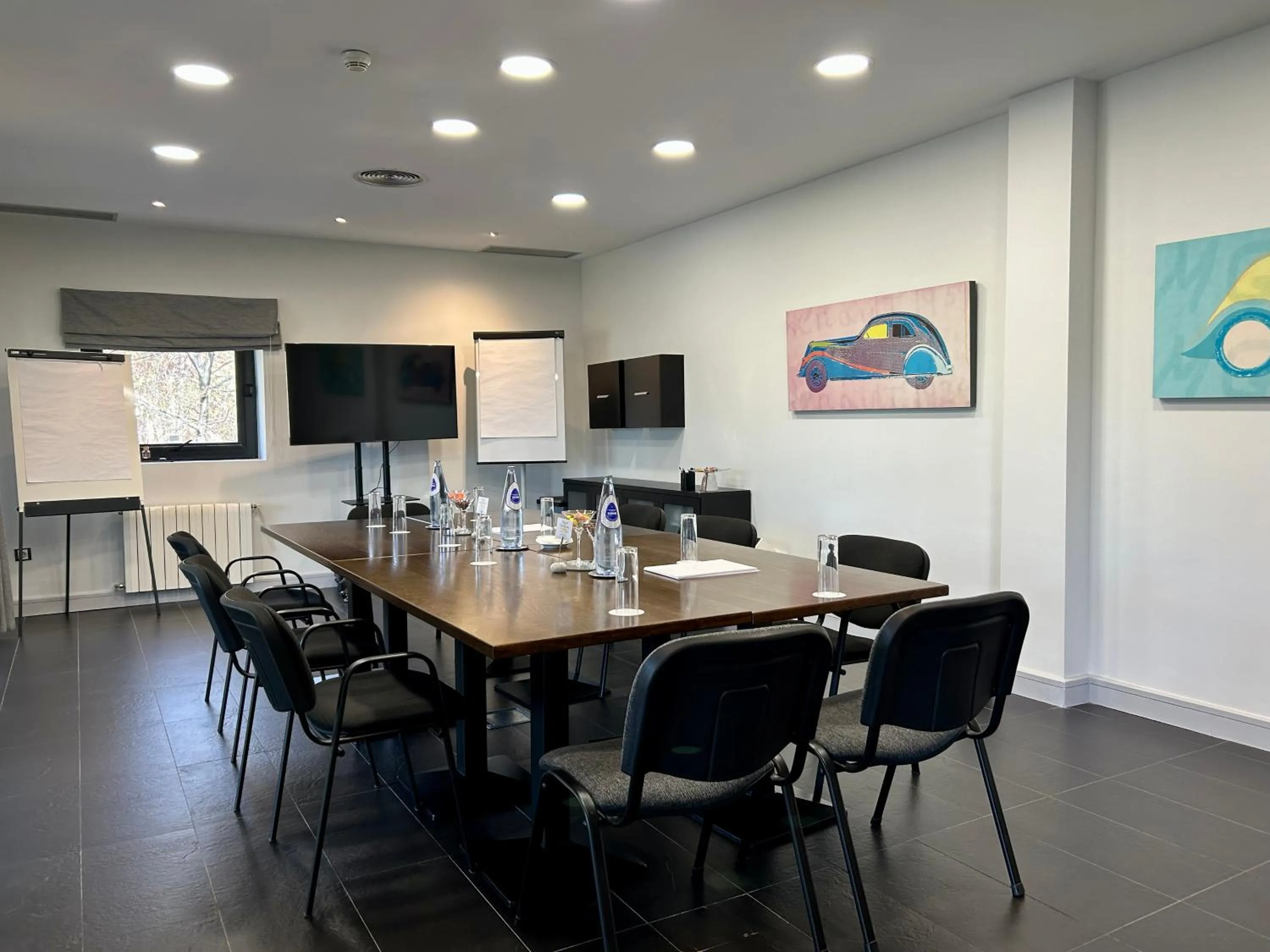 TV and multimedia in Luces del Poniente