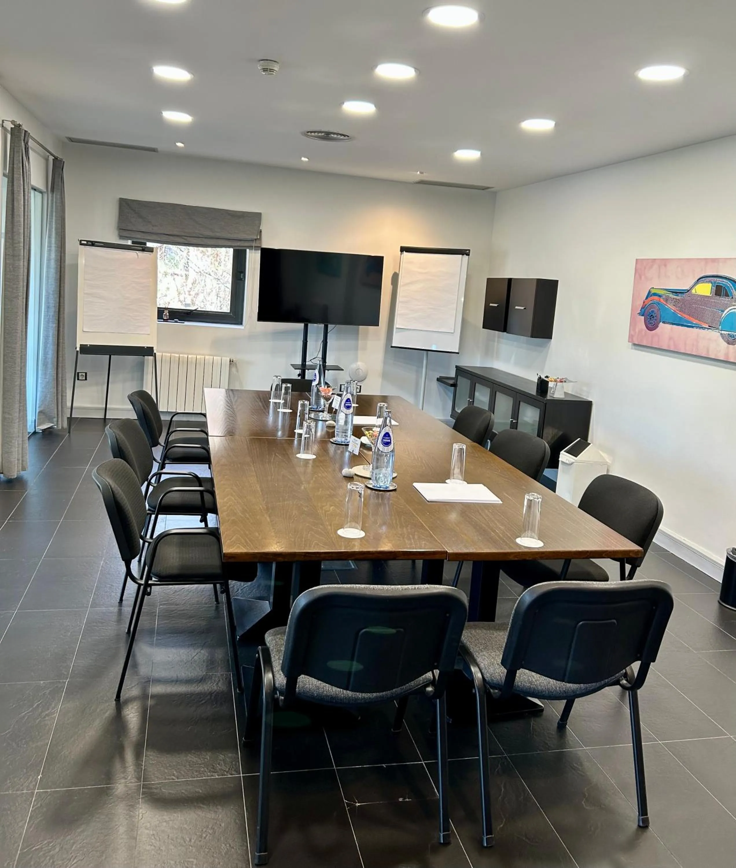 TV and multimedia in Luces del Poniente