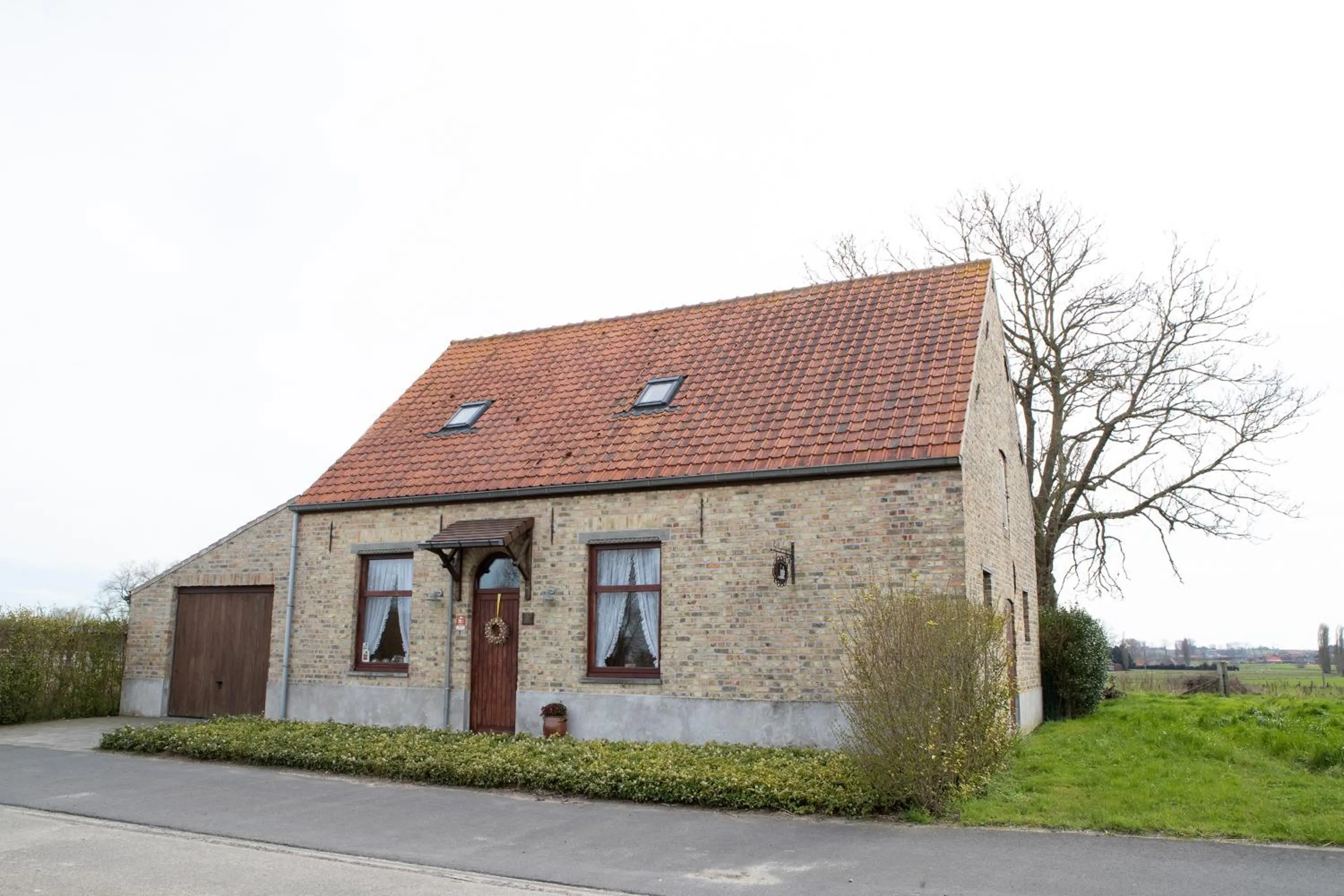 Three-Bedroom Cottage in Averulle vakantiewoning