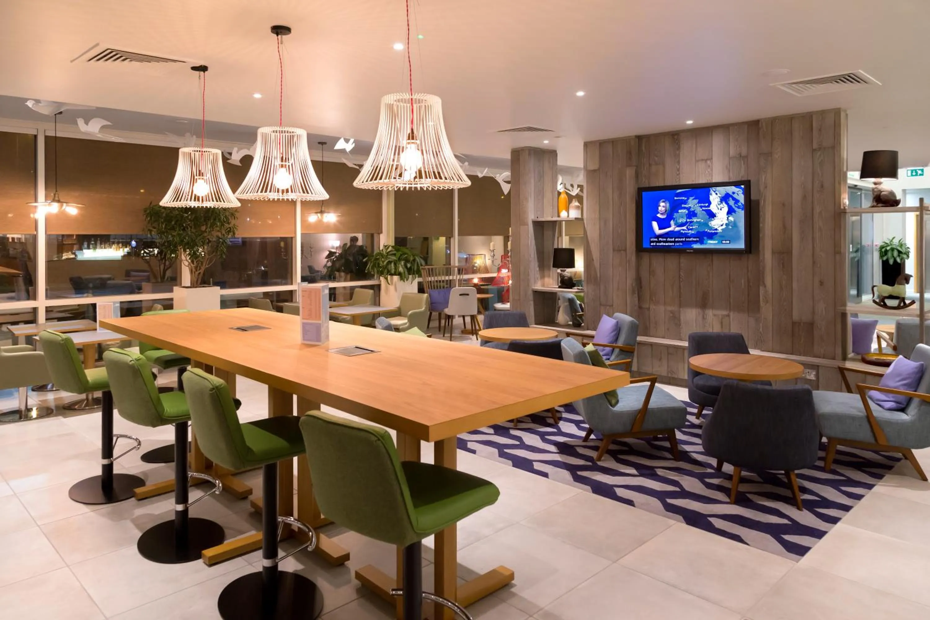 Restaurant/places to eat in Holiday Inn Salisbury - Stonehenge by IHG