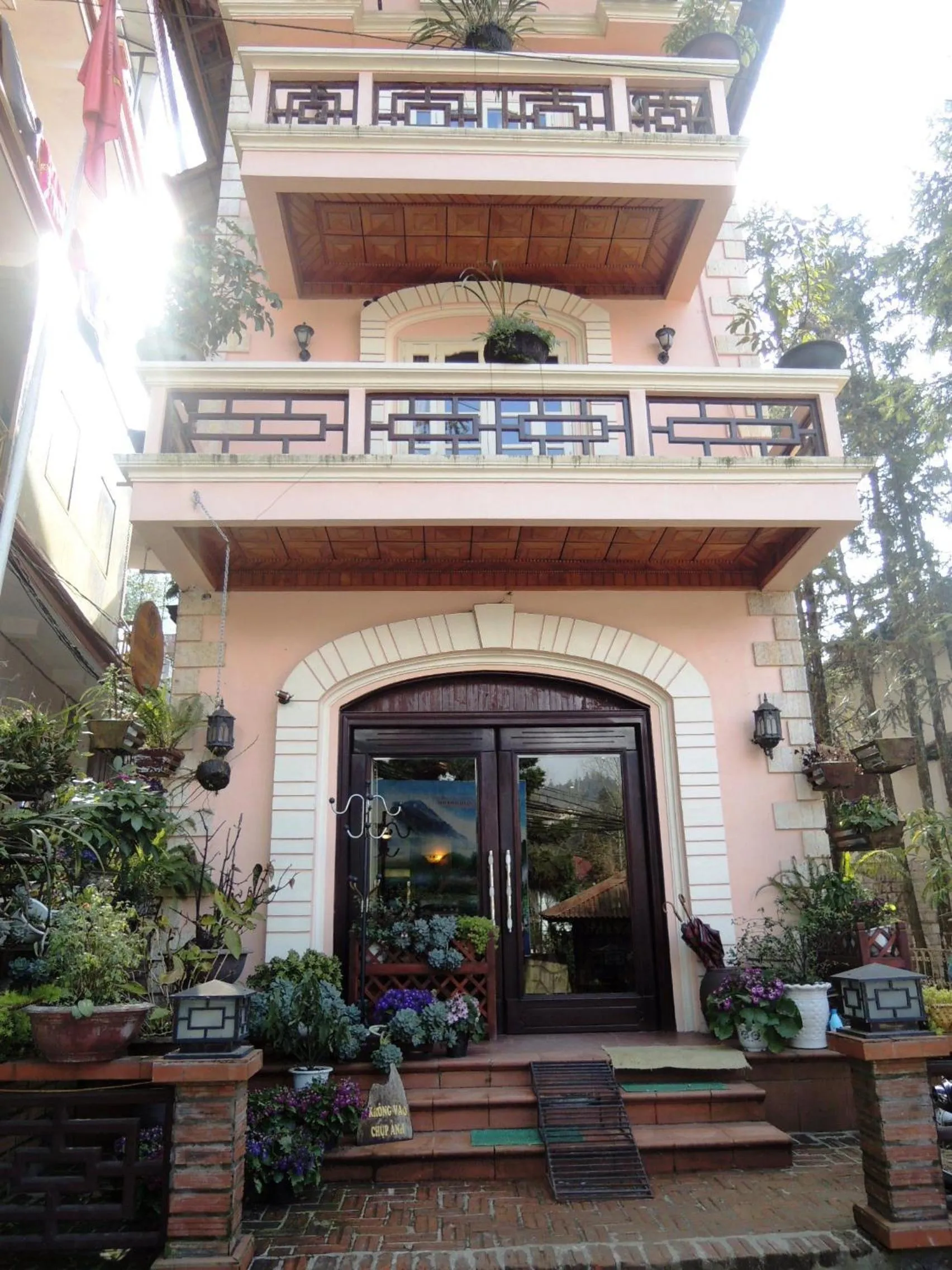 Facade/entrance in Thai Binh Sapa Hotel