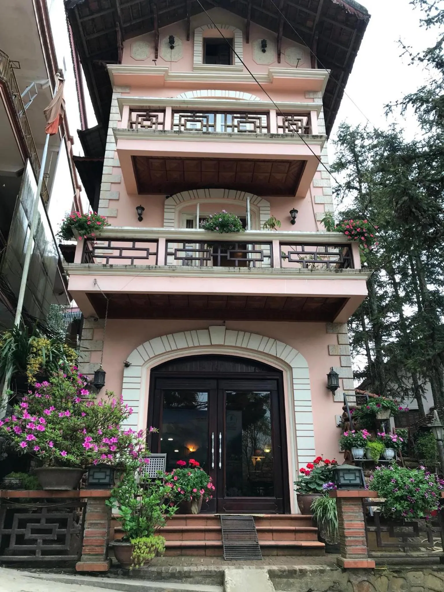 Facade/entrance in Thai Binh Sapa Hotel