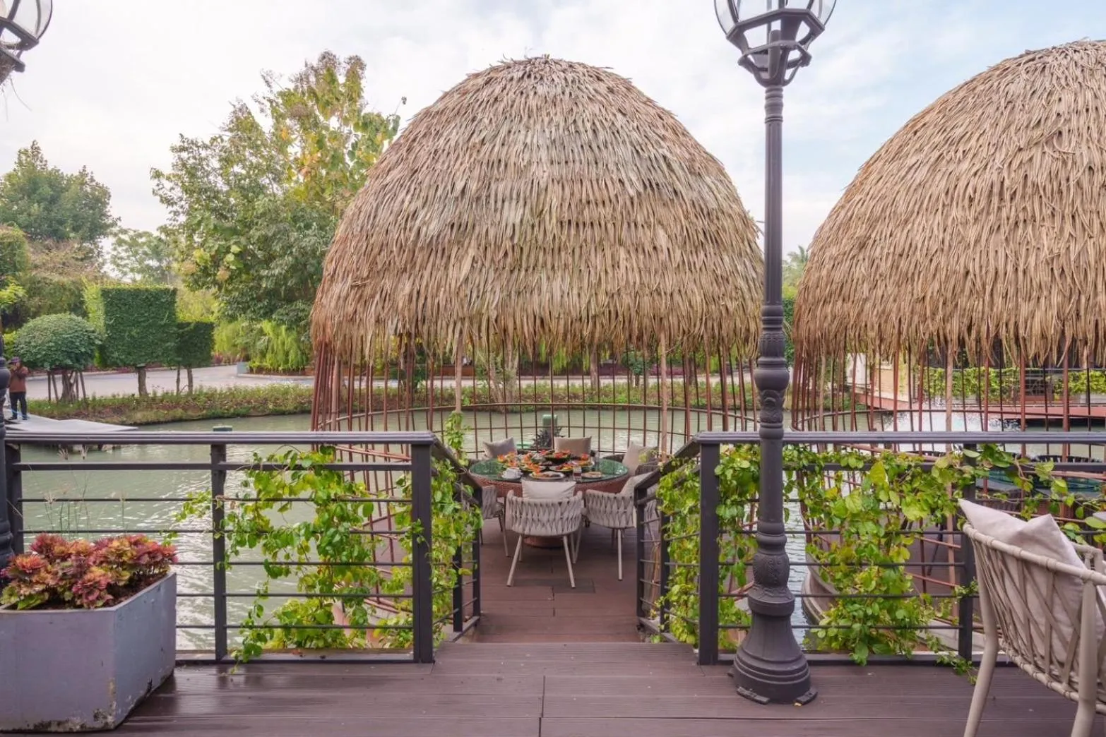 Buffet breakfast in Khum Damnoen Resort