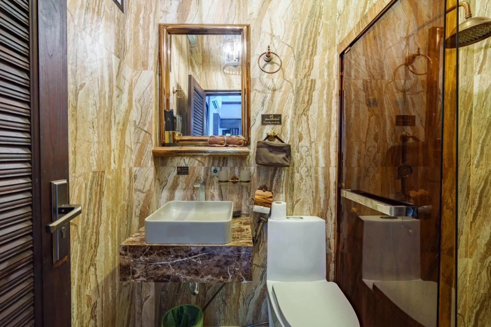 Bathroom in Khum Damnoen Resort