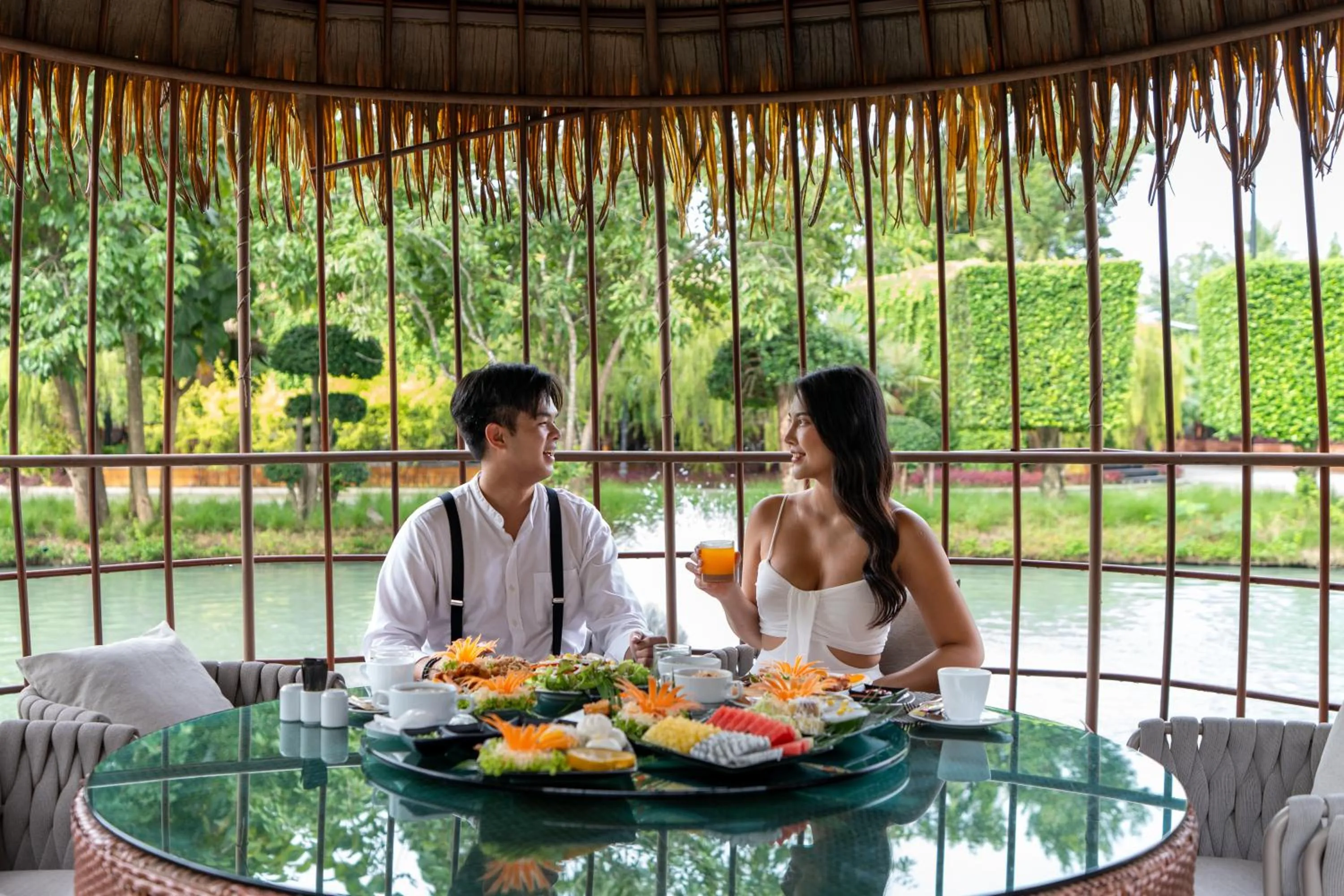 Buffet breakfast in Khum Damnoen Resort