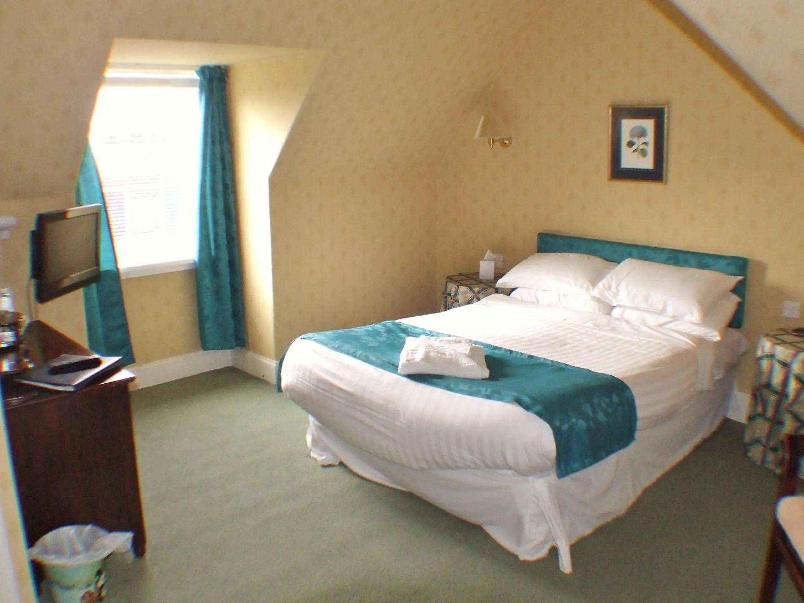 Bed in Tayside Hotel