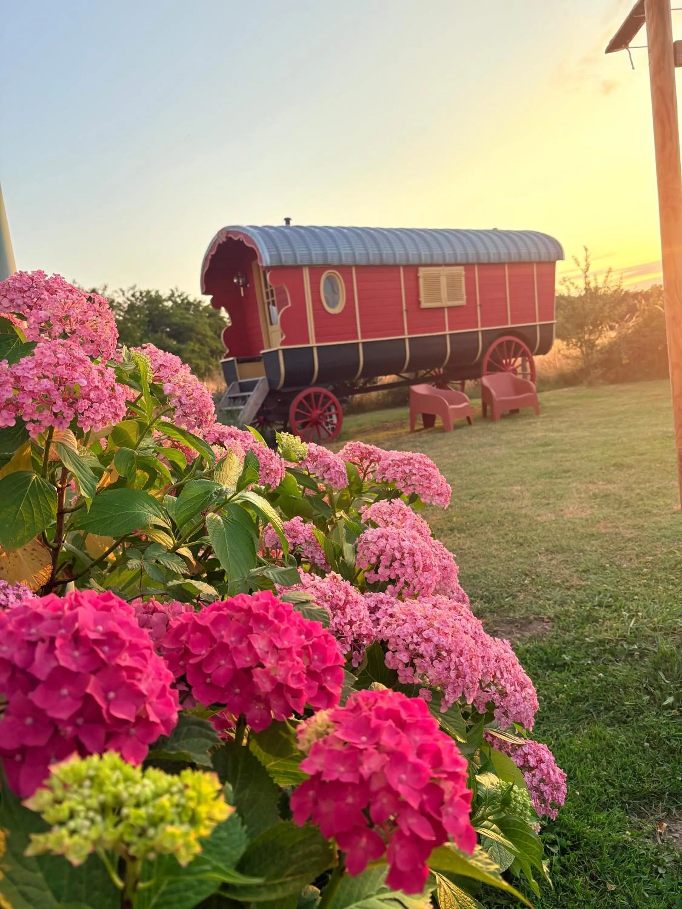 Spring in La roulotte Champêtre des Grillots