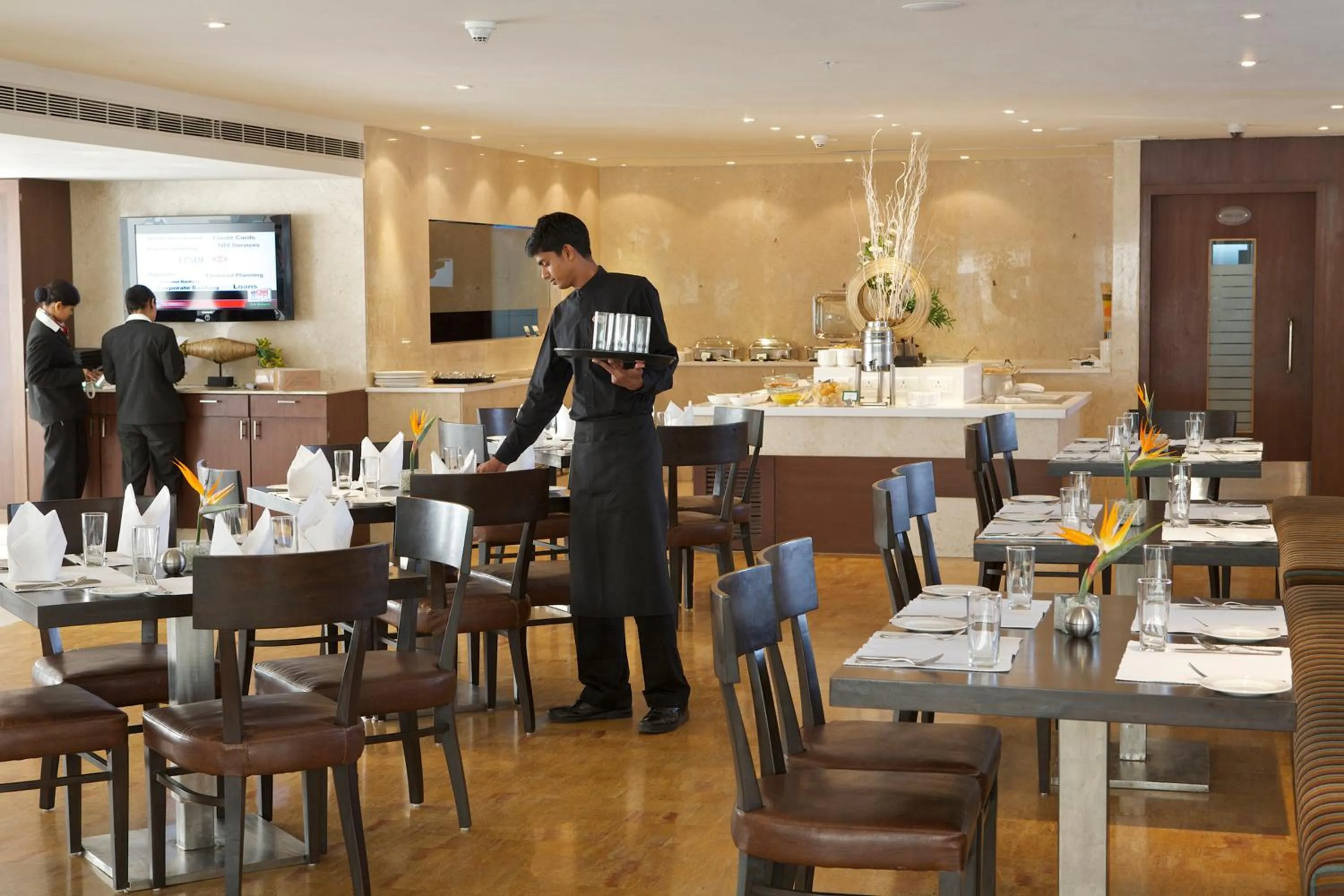 Restaurant/places to eat in Peerless Hotel Hyderabad